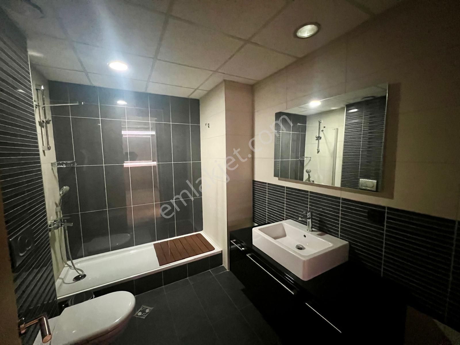 Bahçelievler Basıneksperss 'de Kiralık Prestijli Ofis Plaza Katı - Görsel 9