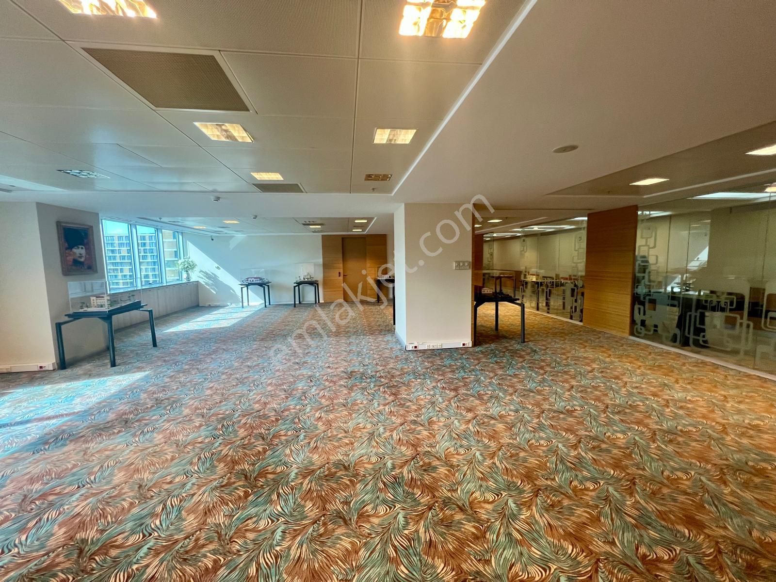 Bahçelievler Basıneksperss 'de Kiralık Prestijli Ofis Plaza Katı - Görsel 15