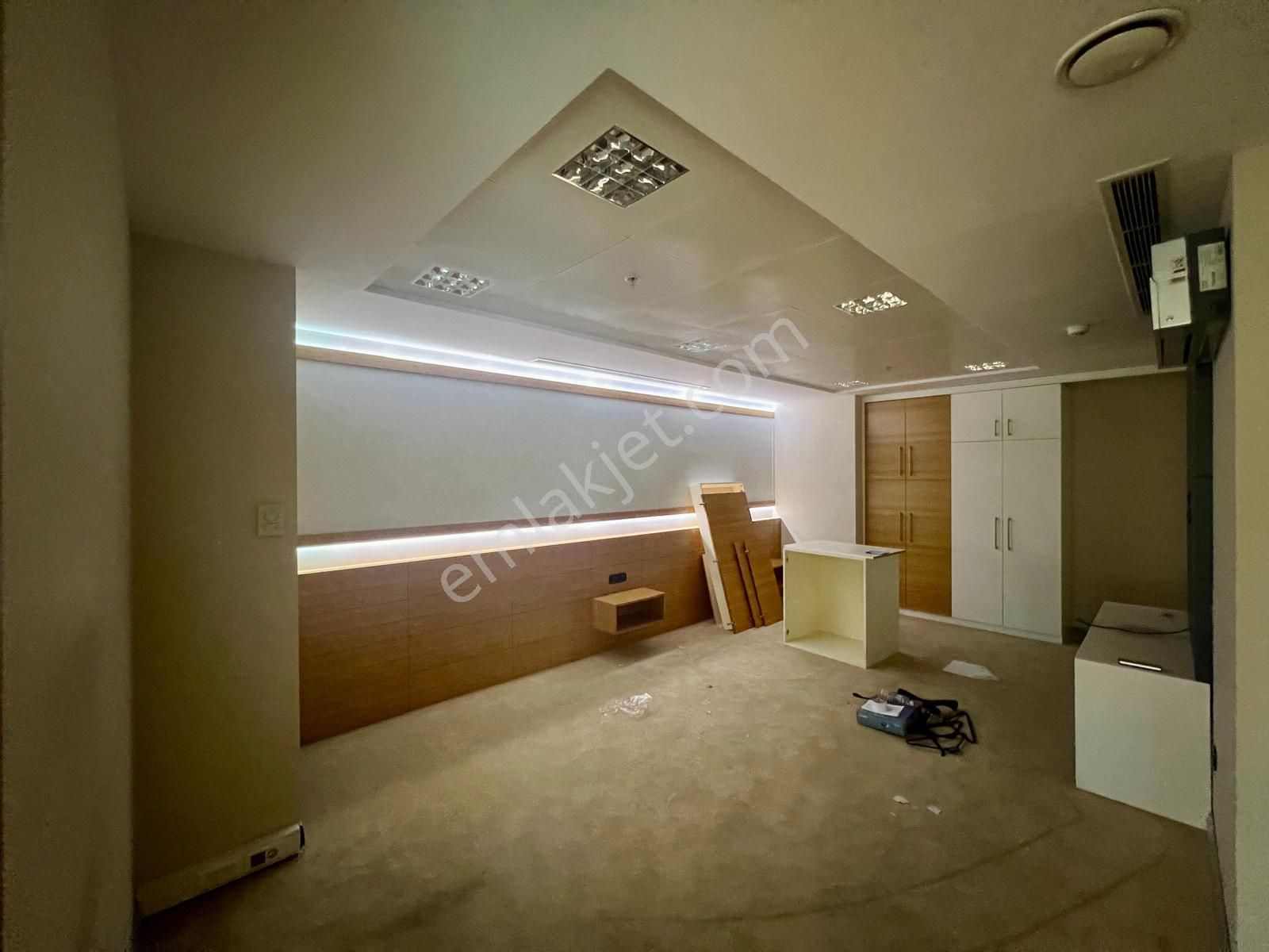 Bahçelievler Basıneksperss 'de Kiralık Prestijli Ofis Plaza Katı - Görsel 8