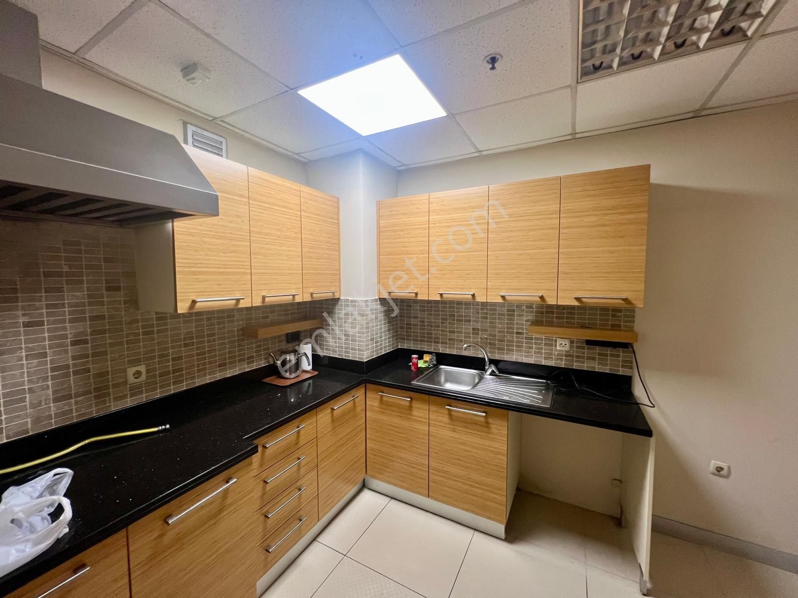 Bahçelievler Basıneksperss 'de Kiralık Prestijli Ofis Plaza Katı - Görsel 5