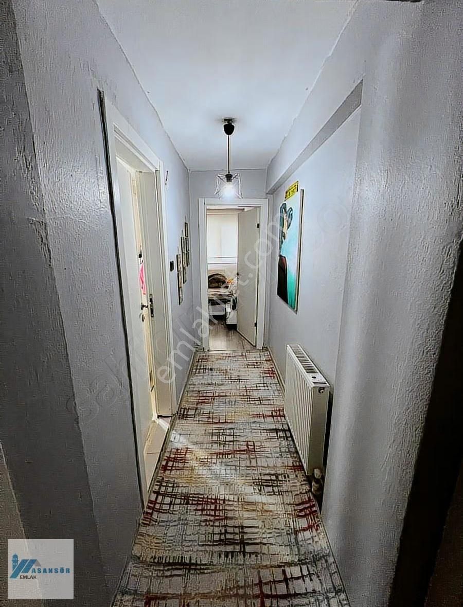 Asansör Emlaktan Satılık 2+1 Dogalgazlı Full Yapılı Masrafsız ! - Görsel 6