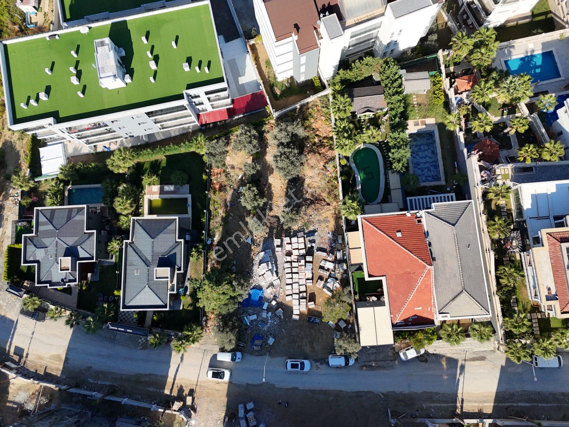 Kuşadası Ege Mahallesi’nde Trend Royal Siteleri Önünde Emsalsiz 601 M² Arsa - Görsel 7