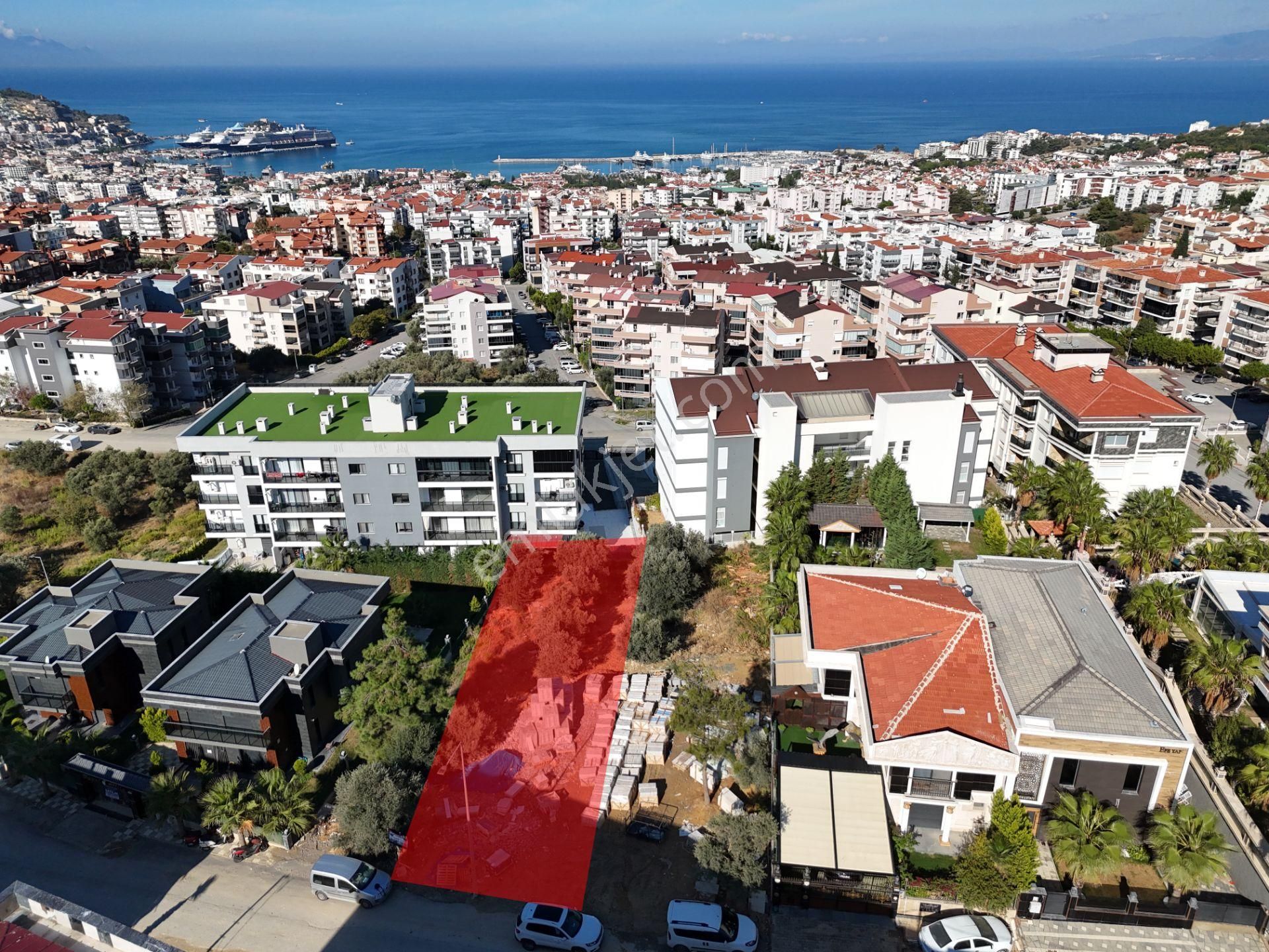 Kuşadası Ege Mahallesi’nde Trend Royal Siteleri Önünde Emsalsiz 601 M² Arsa - Görsel 2