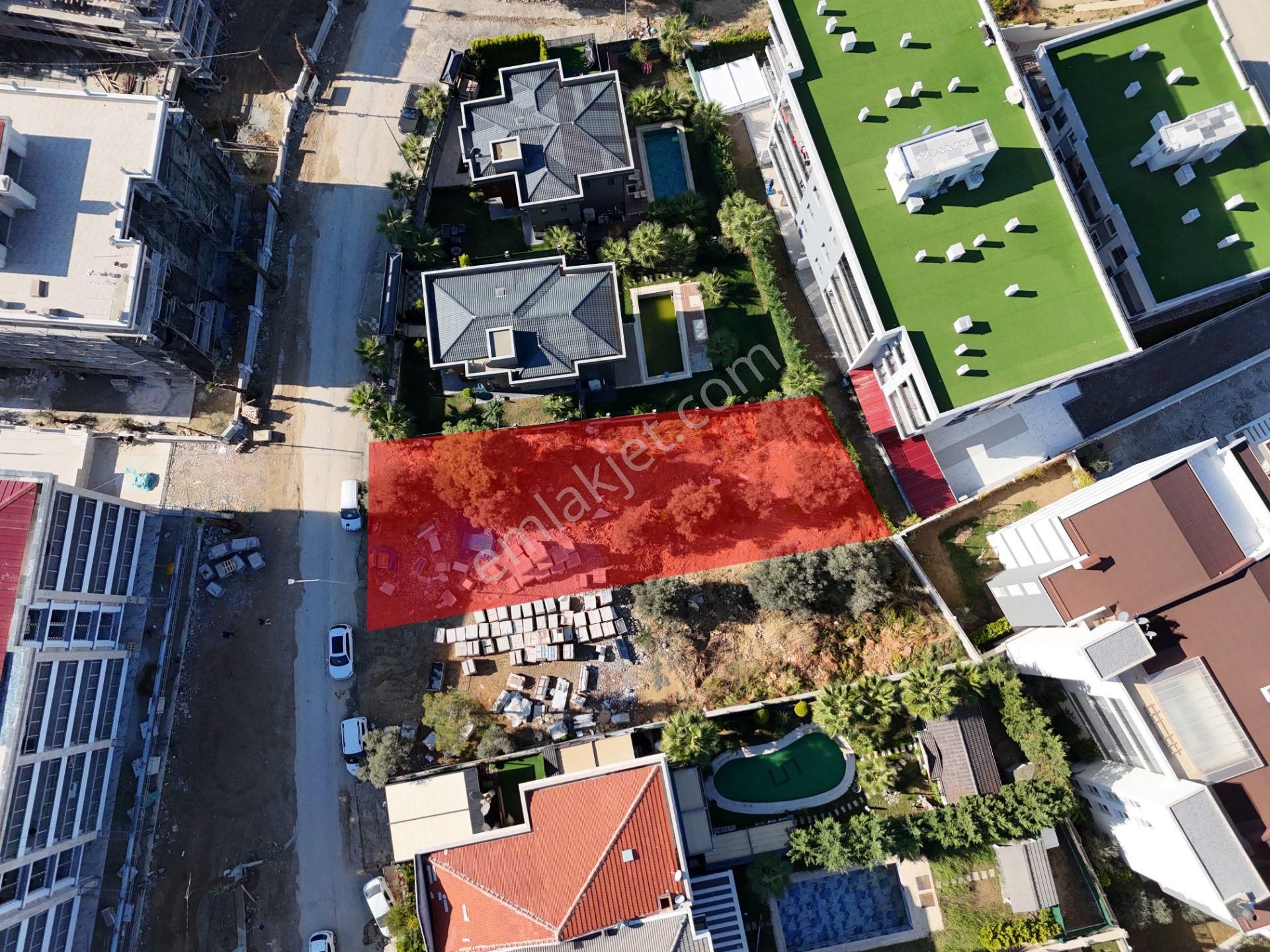 Kuşadası Ege Mahallesi’nde Trend Royal Siteleri Önünde Emsalsiz 601 M² Arsa - Görsel 5