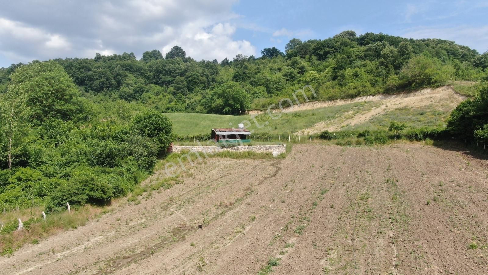 Oylat Yolu Üzerinde 40m2 Ruhsatlı Ev+dam Tel Örgülü Harika Nokta - Görsel 8