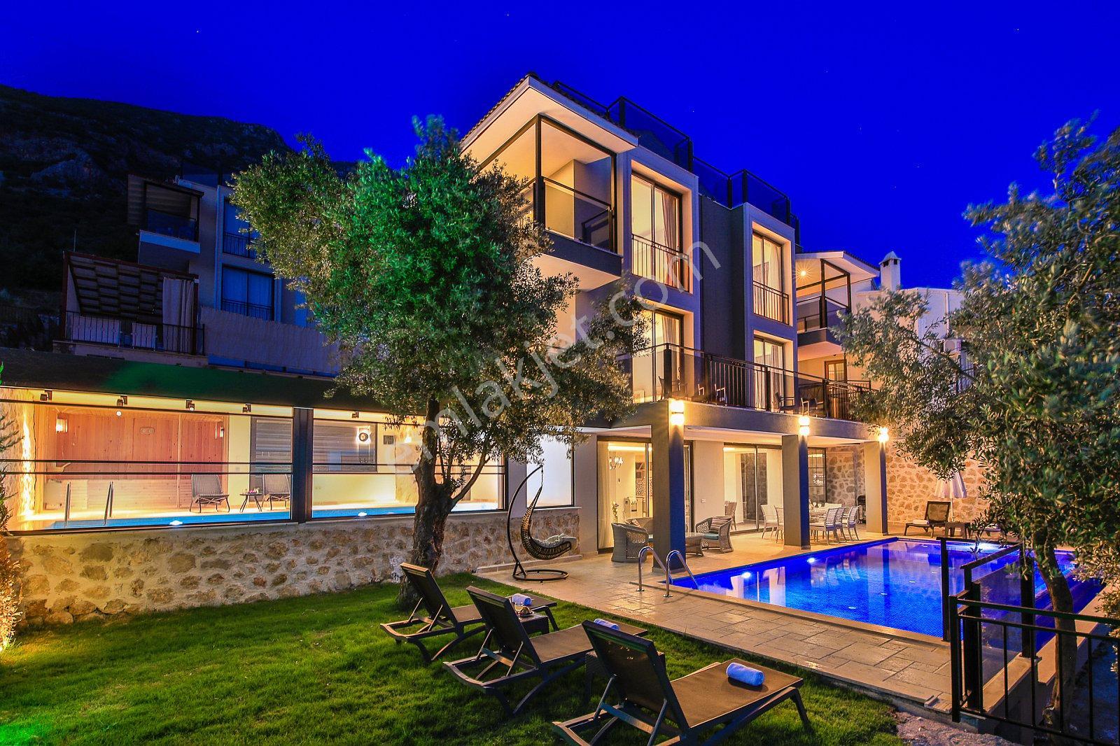 Kaş Kalkan'da Satılık Açık Ve Kapalı Havuzlu 5+1 Villa - Görsel 2