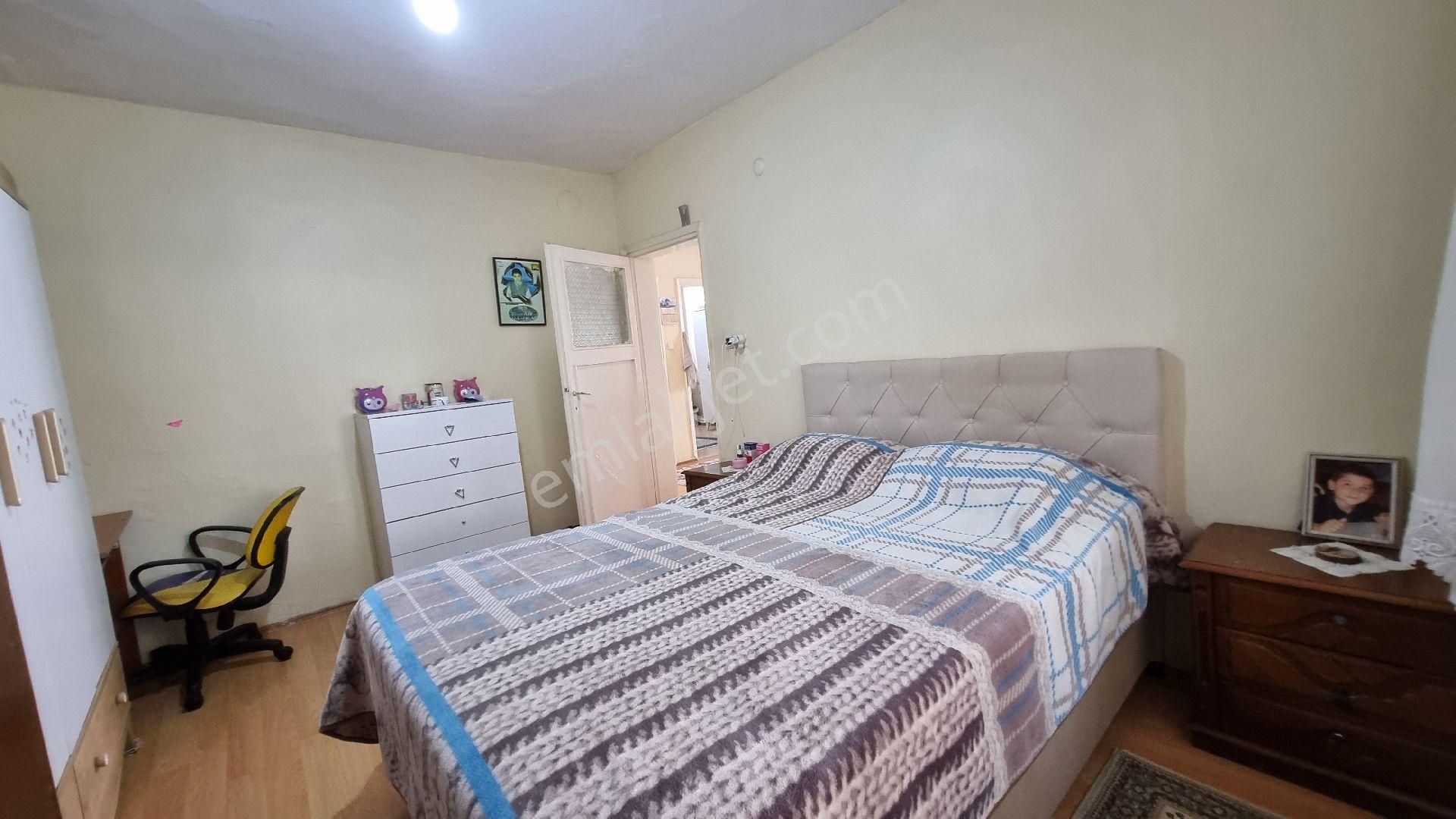 Esenkent'de 255 M² Arsa Üzerine Net 100 M² Müstakil Bahçeli 2+1 - Görsel 18