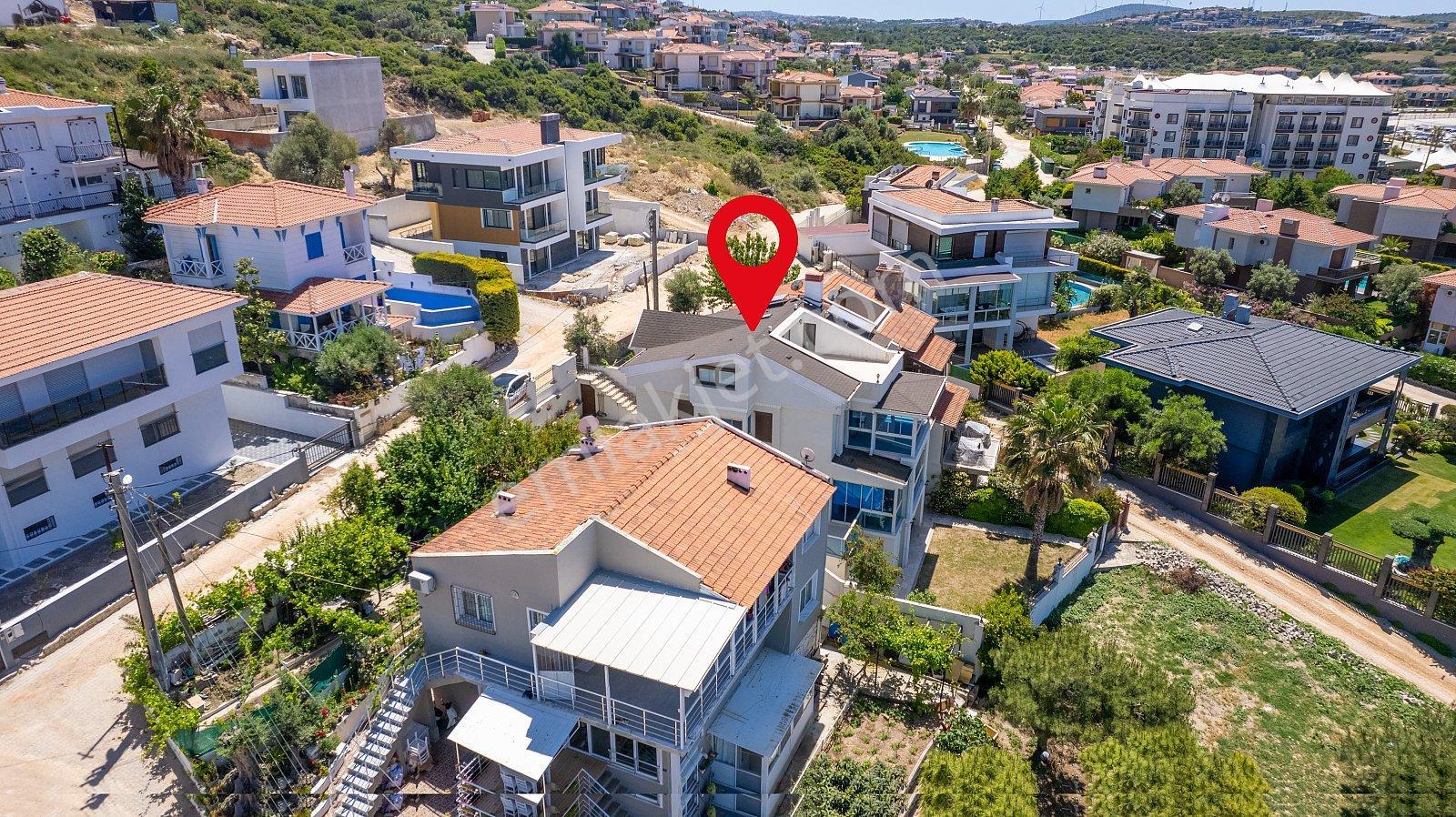 Çeşme Dalyan'da Marinaya Sıfır Deniz Manzaralı Eşyalı Villa - Görsel 31