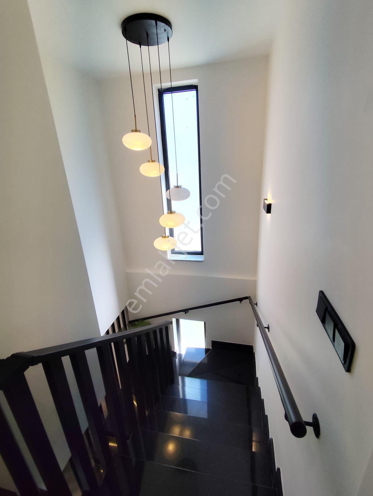 Davutlar'ın En Donanımlı Villası! Müstakil Özel Havuzlu 5+2 Satılık Villa - Görsel 21