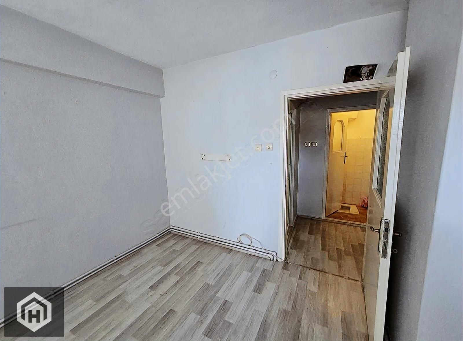 Mudanya Merkez De Satılık Sahile Yakın 3+1 130mt2 Daire - Görsel 4
