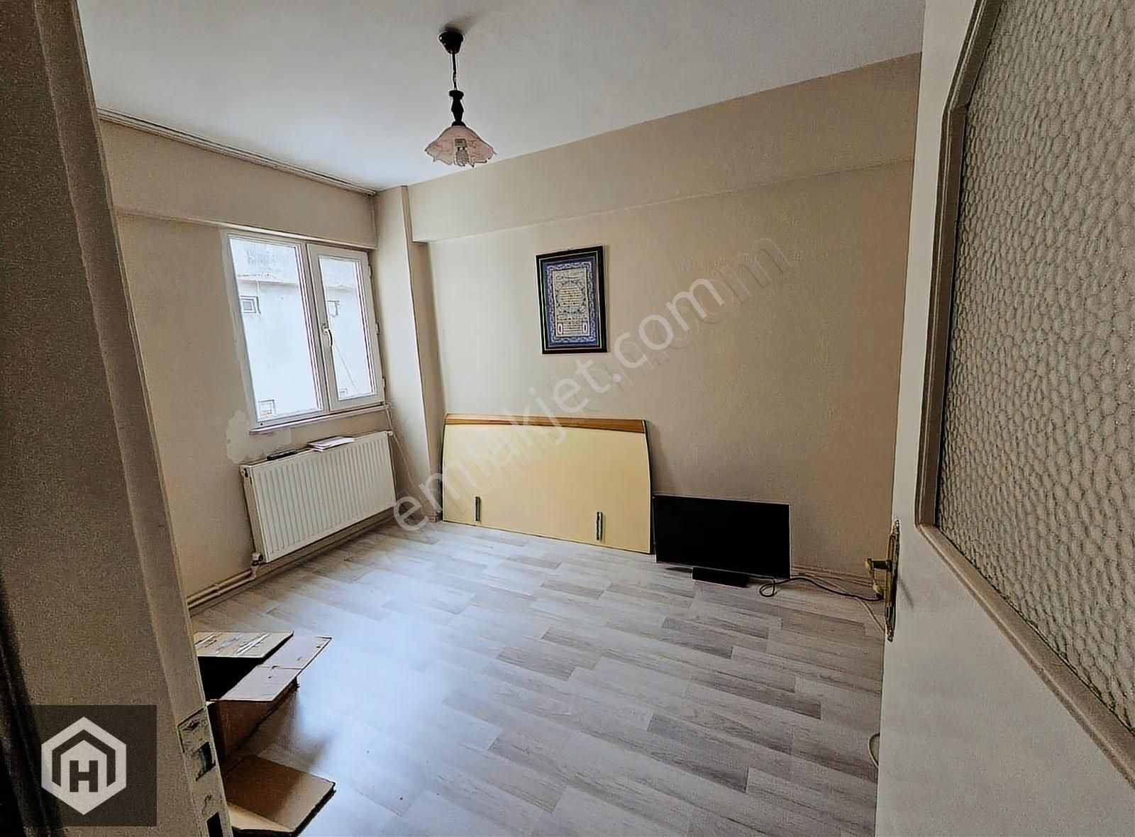 Mudanya Merkez De Satılık Sahile Yakın 3+1 130mt2 Daire - Görsel 3