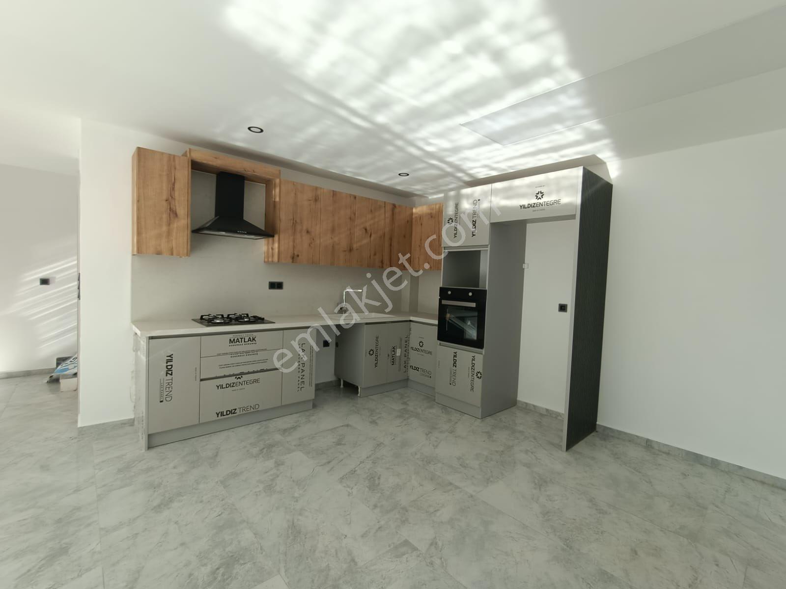 Sitenin En Güzel Villası! Denize 800 Metre 3+1 Lüks Satılık Villa - Görsel 3