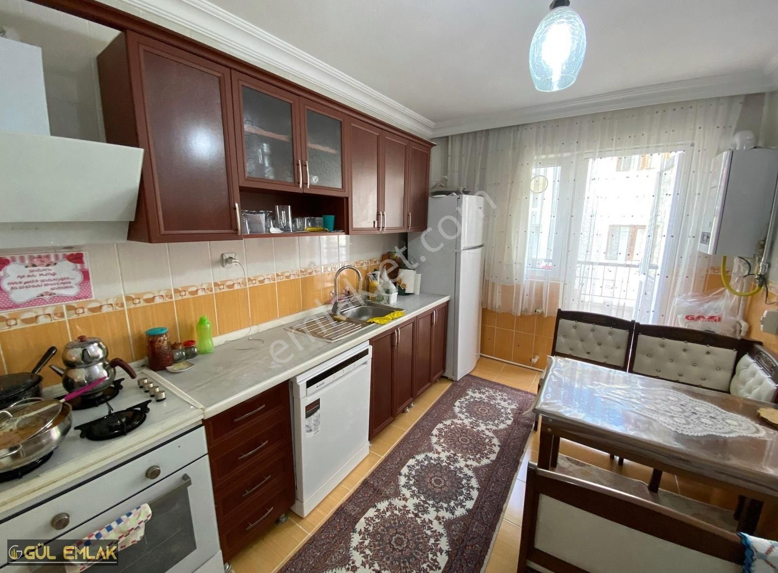 Karapürçek Eyyüp Camii Mevki Cadde Üzeri 3.kat Ön Cephe 3+1 Dair - Görsel 11