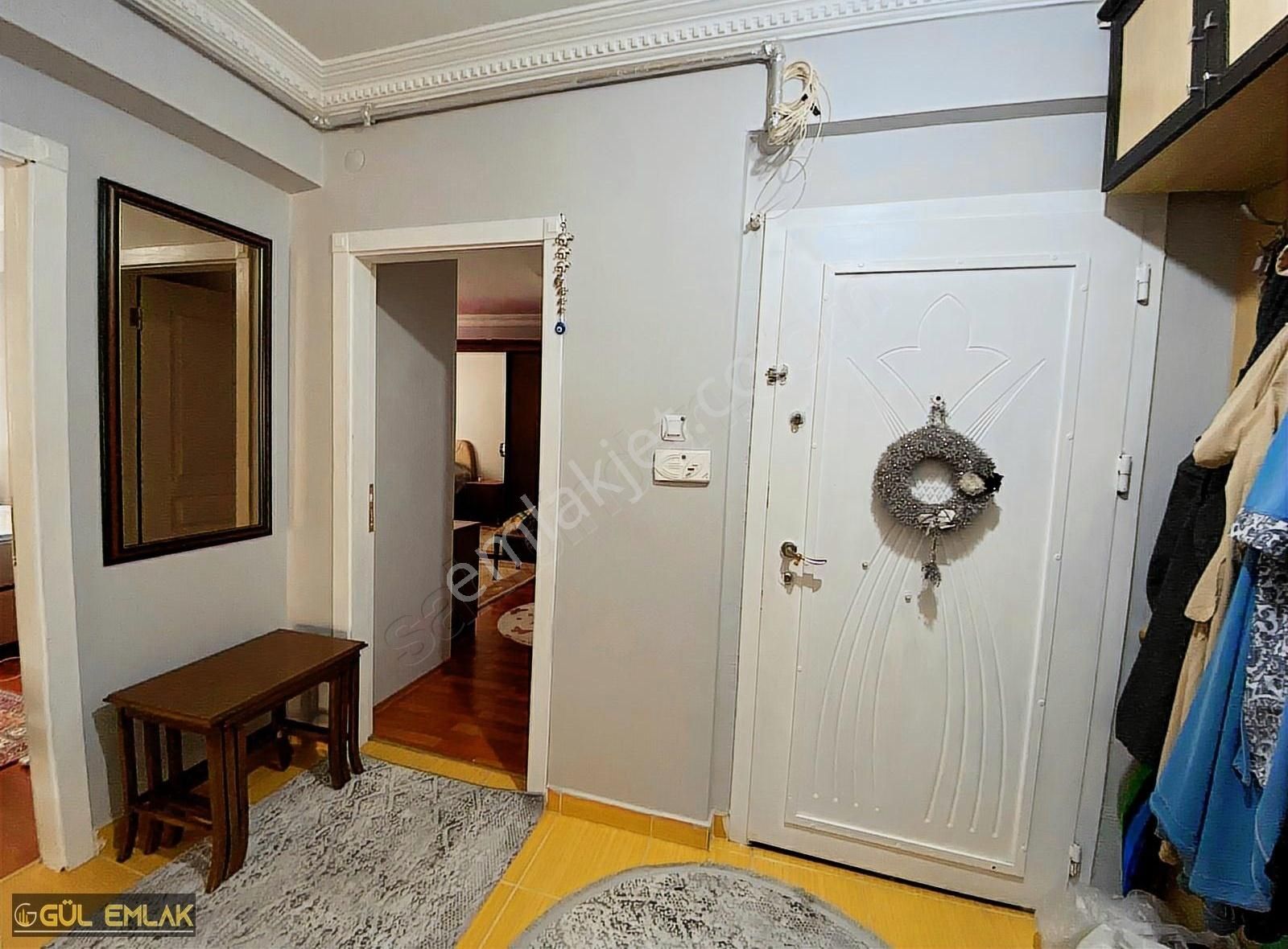 Karapürçek Eyyüp Camii Mevki Cadde Üzeri 3.kat Ön Cephe 3+1 Dair - Görsel 6