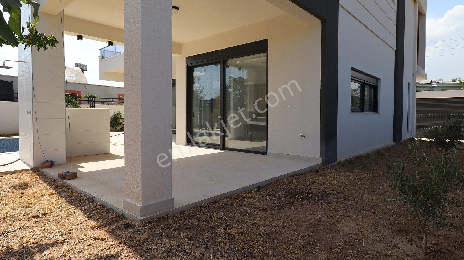 Antalya Döşemealtı Zengin Özellikli Müstakil Villa - Görsel 13