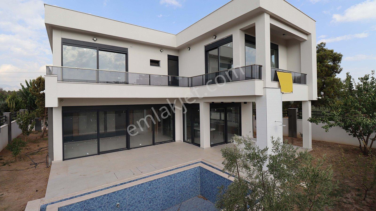 Antalya Döşemealtı Zengin Özellikli Müstakil Villa - Görsel 20