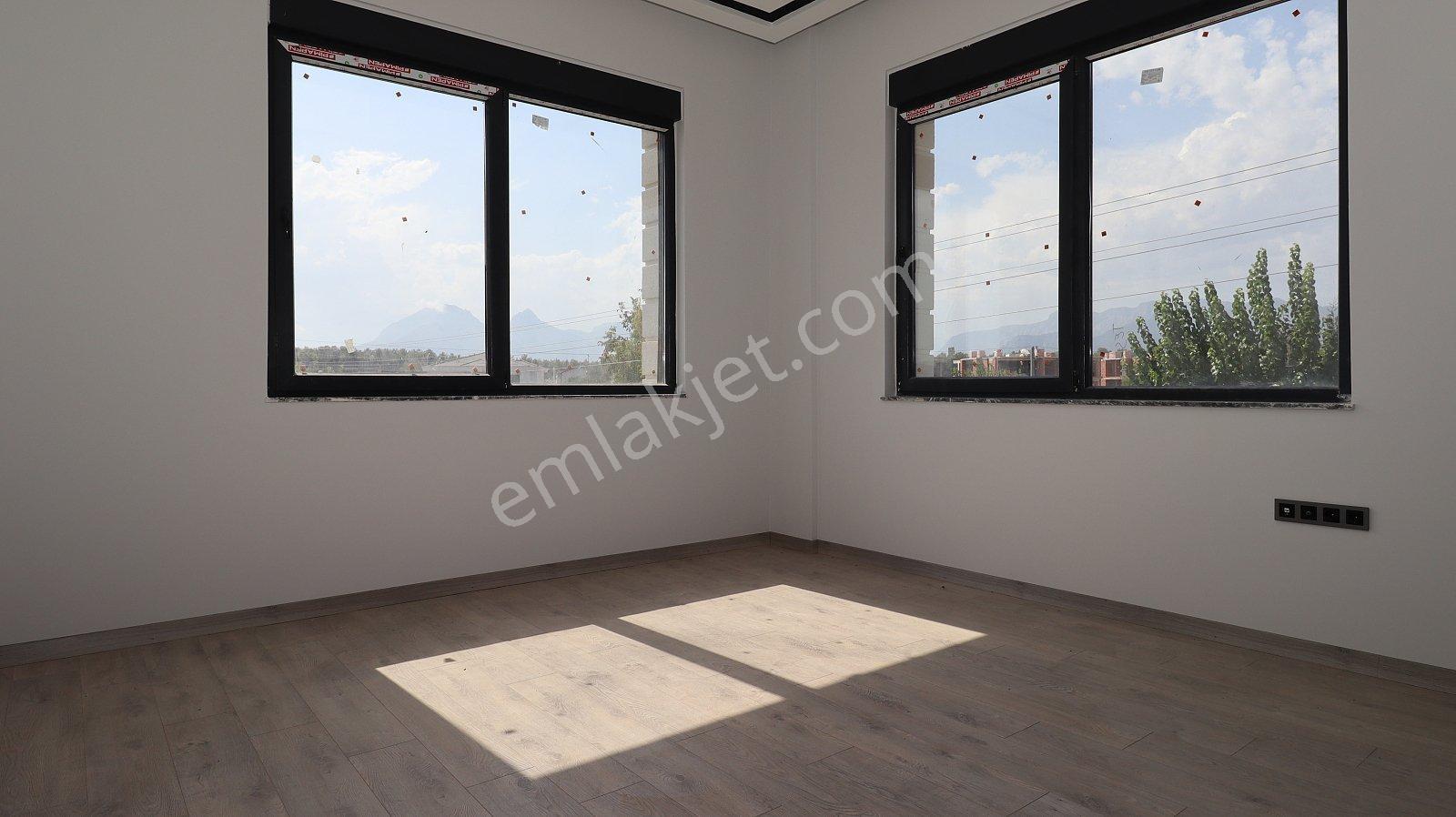 Antalya Döşemealtı Zengin Özellikli Müstakil Villa