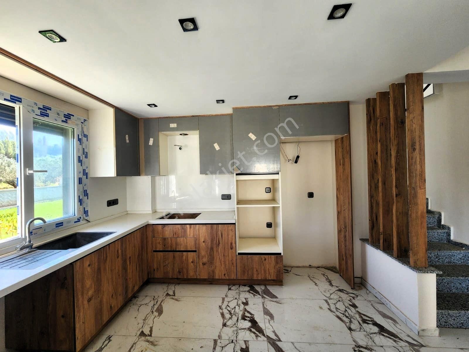 İzmir Seferihisar Doğanbey De Satılık Müstakil Yazlık Villa 3+1 - Görsel 19