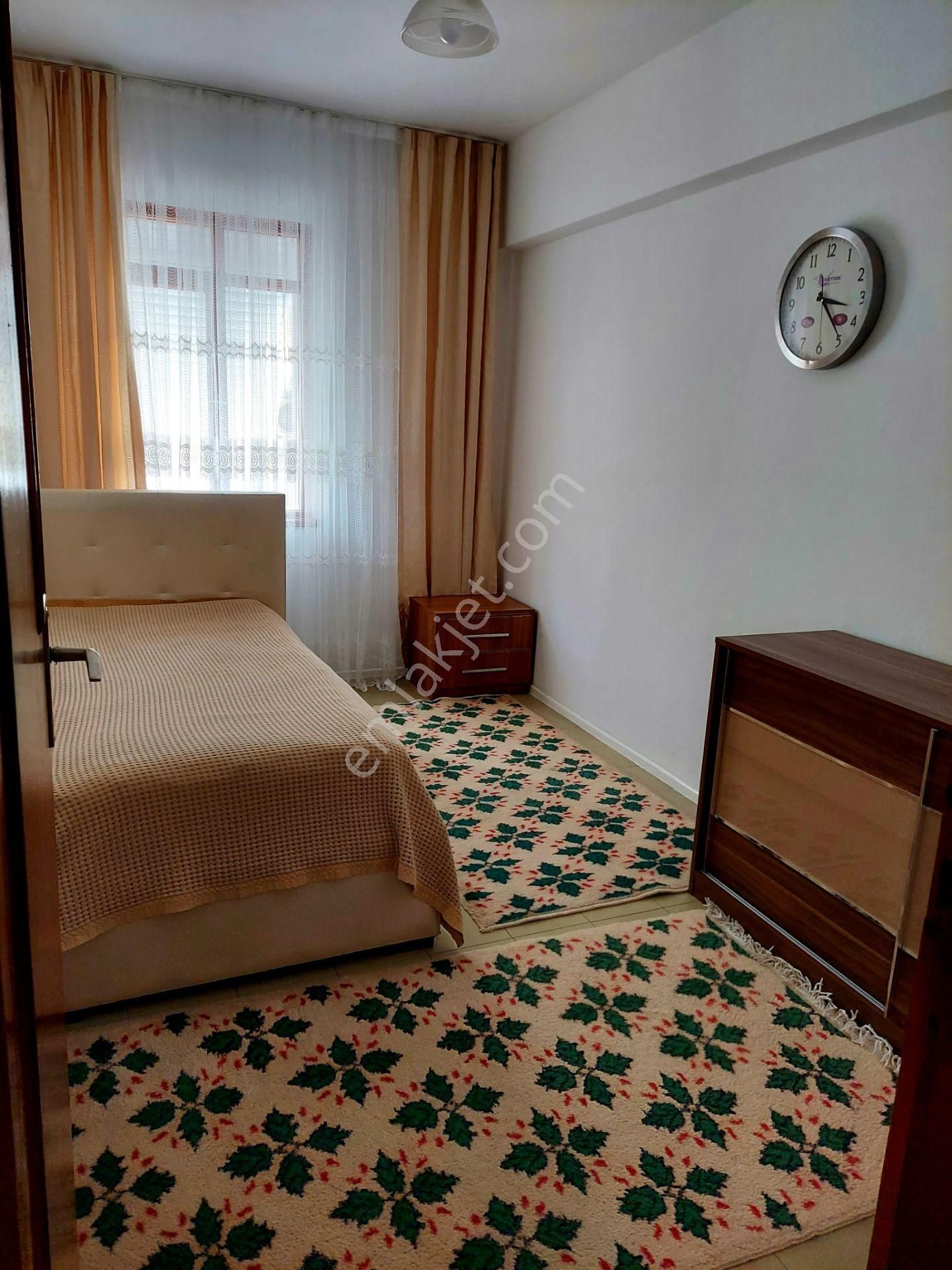 Güvenlik Mahallesinde 3+1 Geniş Eşyalı Satılık Daire - Görsel 8