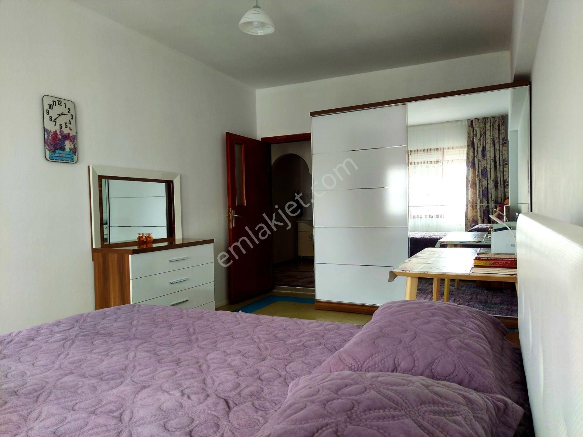 Güvenlik Mahallesinde 3+1 Geniş Eşyalı Satılık Daire - Görsel 6