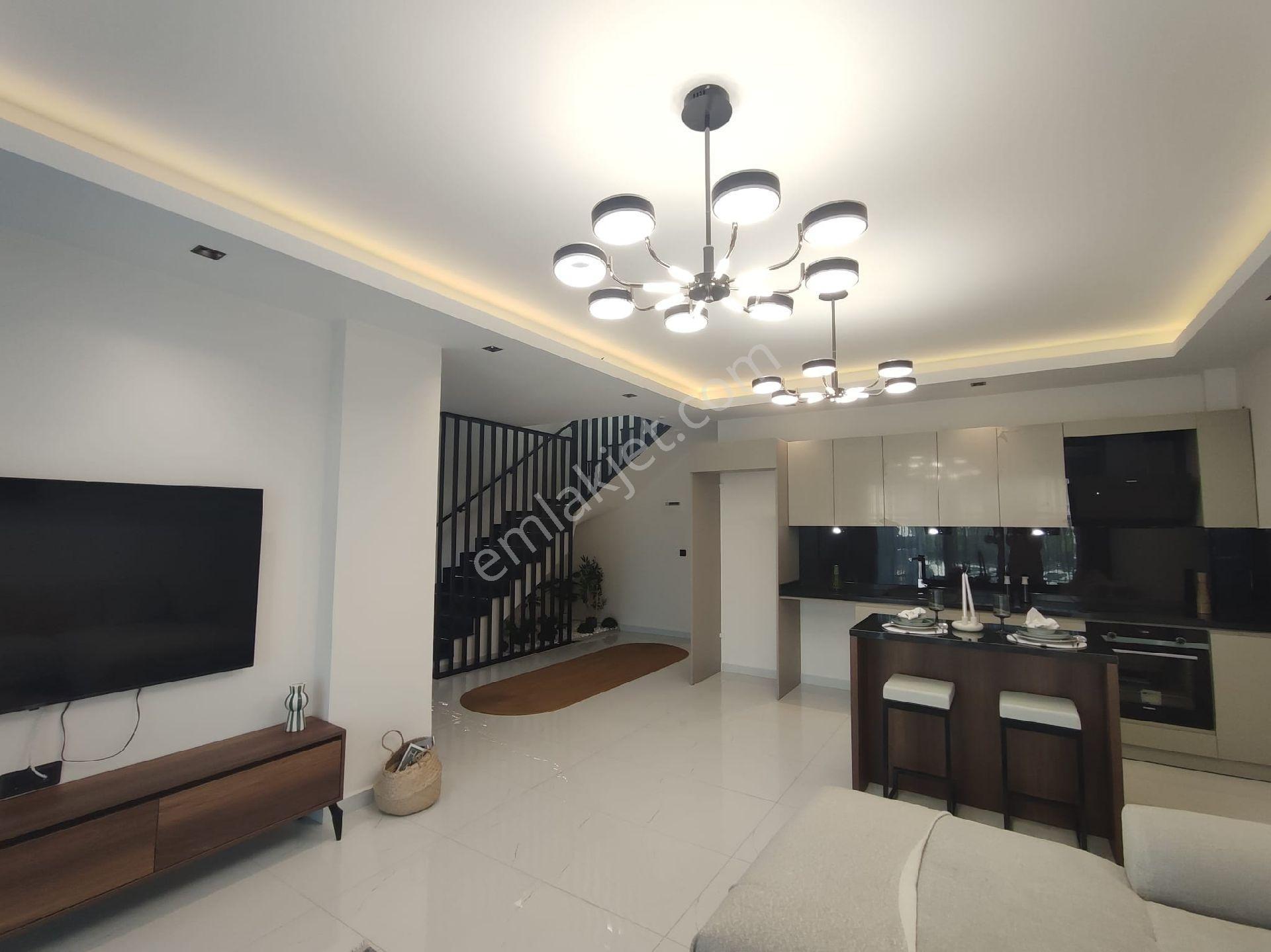 Kuşadası Davutlarda Doğa Ve Deniz Manzaralı Özel Havuzlu 5+2 Sıfır Müstakil Villa - Görsel 9