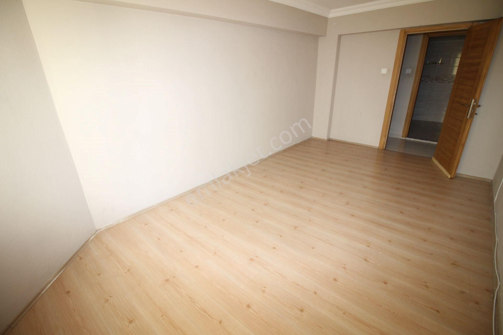 Göztepe Metro Karşı Sokağında D.gazlı 3+1 Kiralık Arakat - Görsel 11