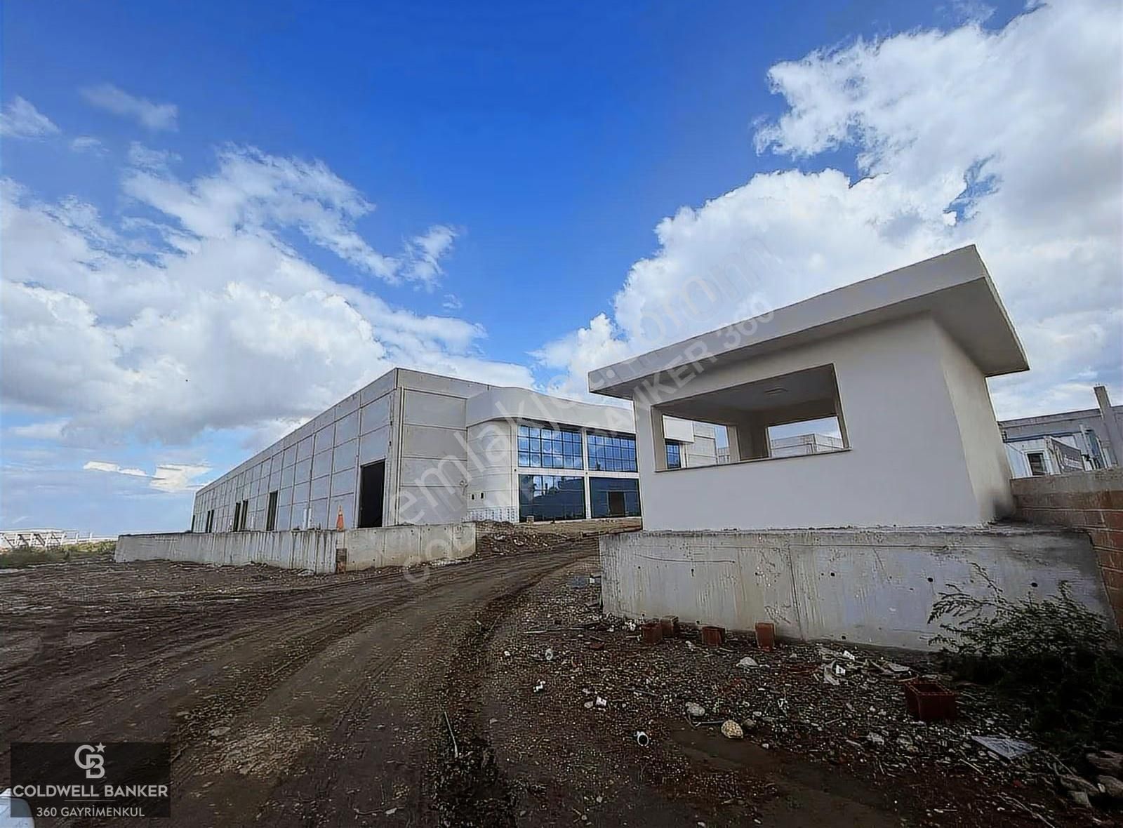 Takasa Uygun/turgutlu'da Satılık 655 M2 Fabrika&imalathane&depo