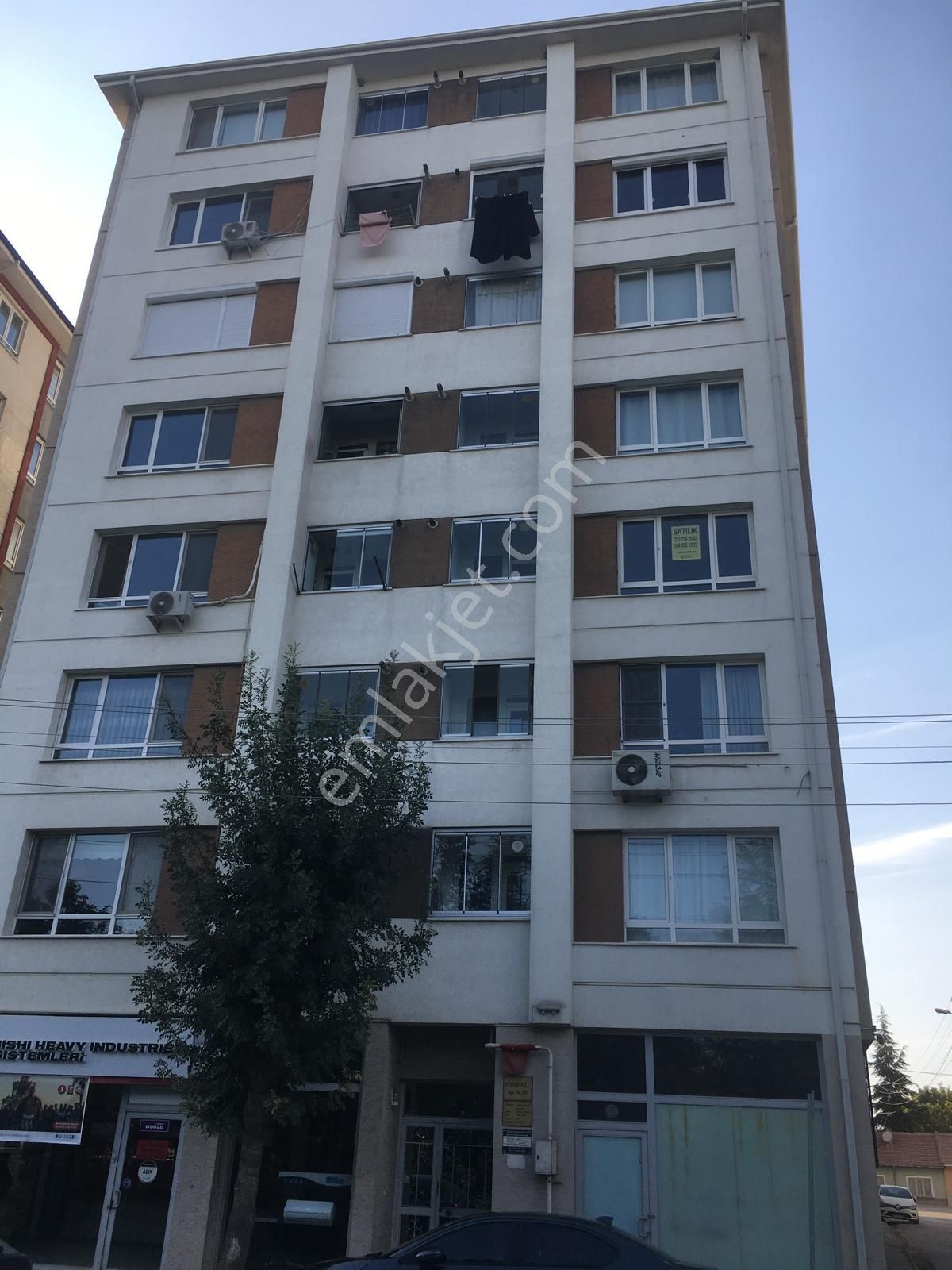 As Emlaktan G.y.satar Cd.büyük Park Karşısı Satılık Kombili Çift Asansörlü Balkonlu 3+1 Daire - Görsel 2