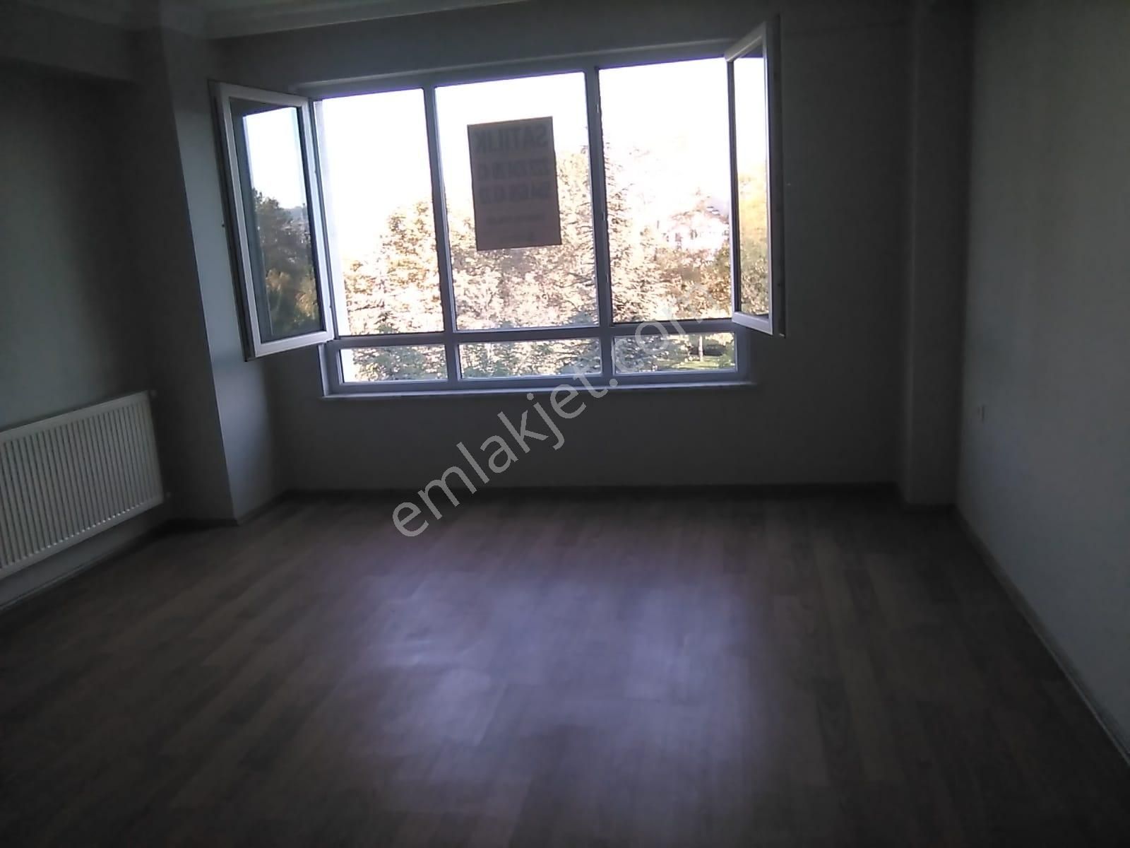 As Emlaktan G.y.satar Cd.büyük Park Karşısı Satılık Kombili Çift Asansörlü Balkonlu 3+1 Daire - Görsel 13