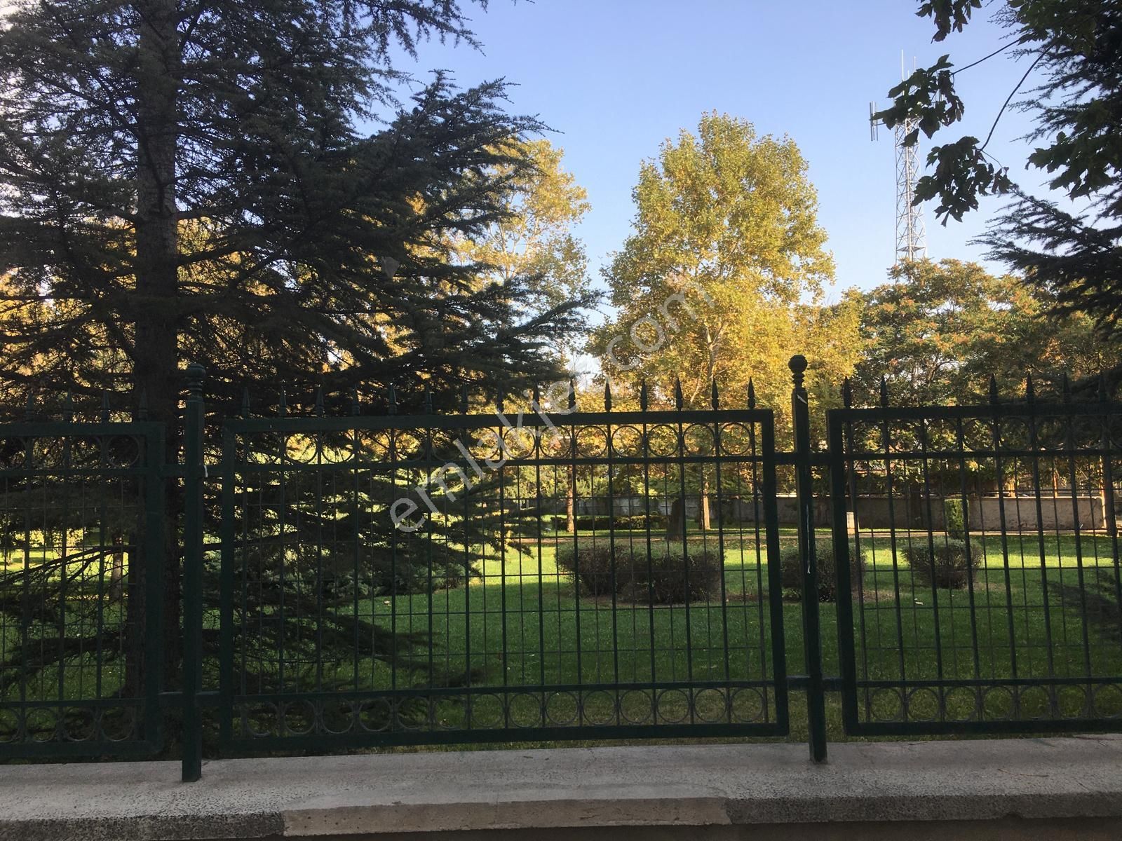 As Emlaktan G.y.satar Cd.büyük Park Karşısı Satılık Kombili Çift Asansörlü Balkonlu 3+1 Daire