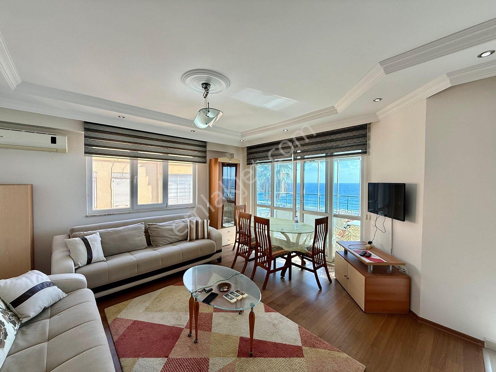 Alanya’da Sahile Sıfır Konumda Kiralık Eşyalı Daire - Görsel 4