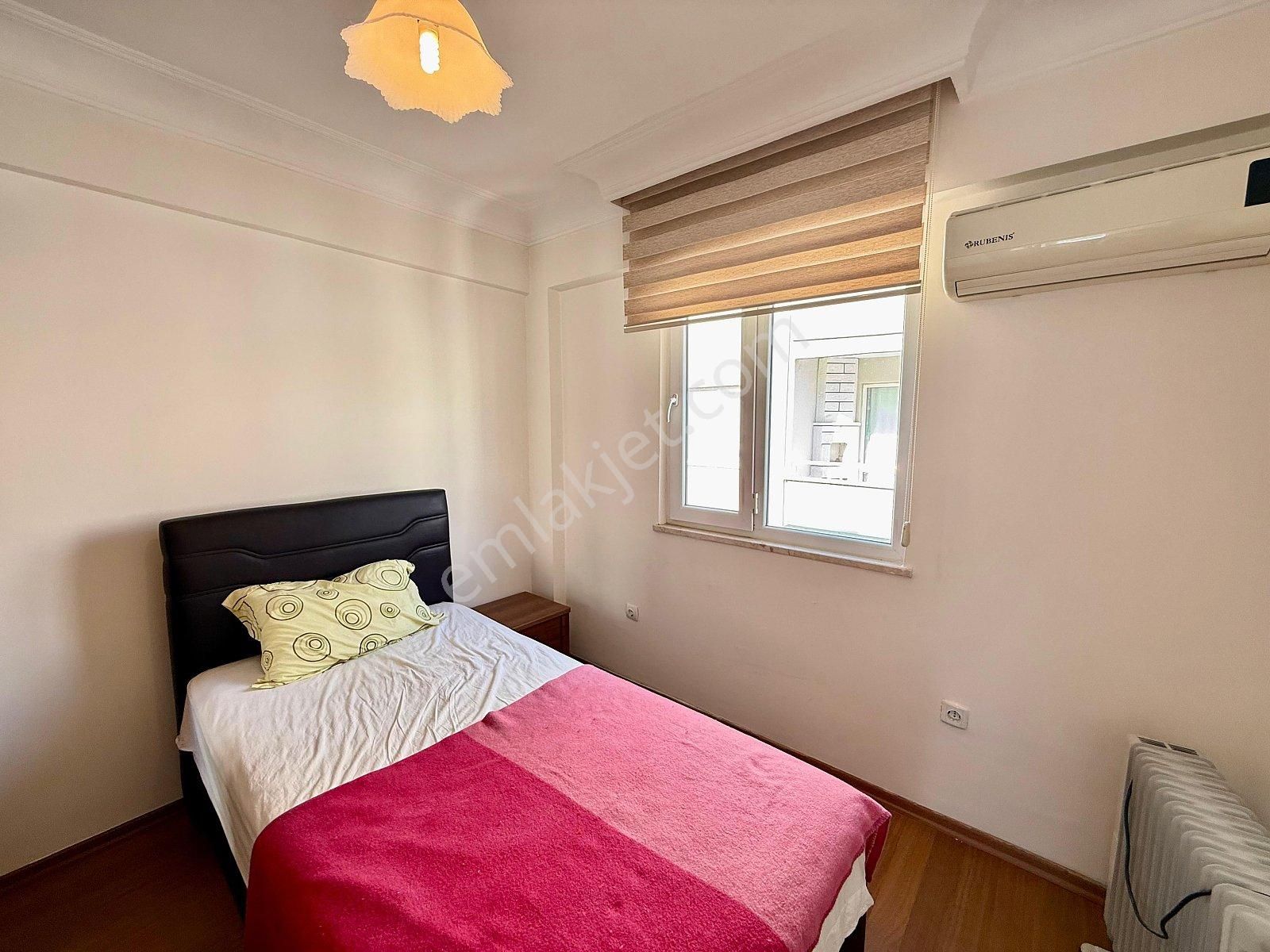 Alanya’da Sahile Sıfır Konumda Kiralık Eşyalı Daire - Görsel 15