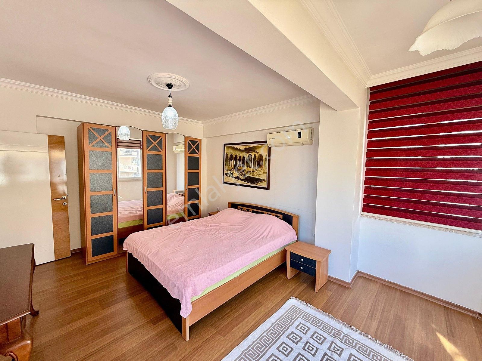 Alanya’da Sahile Sıfır Konumda Kiralık Eşyalı Daire - Görsel 17