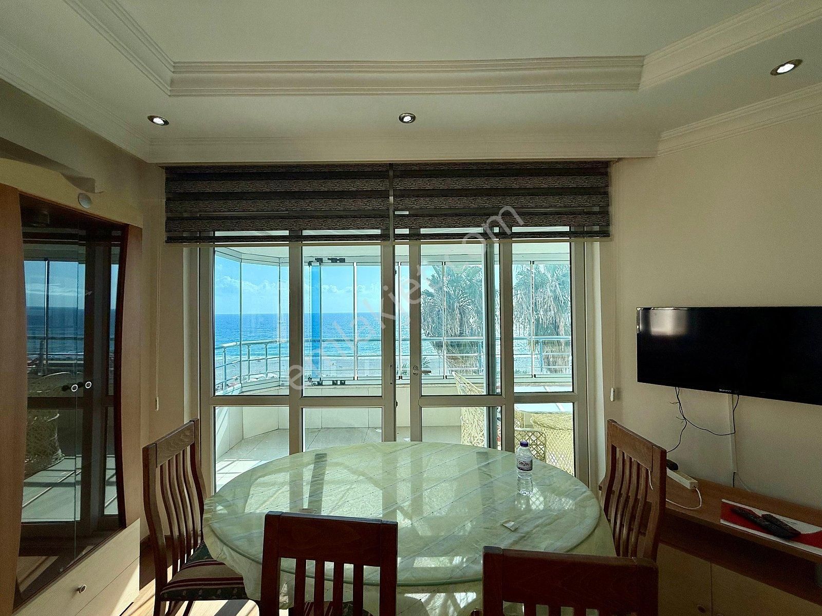 Alanya’da Sahile Sıfır Konumda Kiralık Eşyalı Daire - Görsel 6