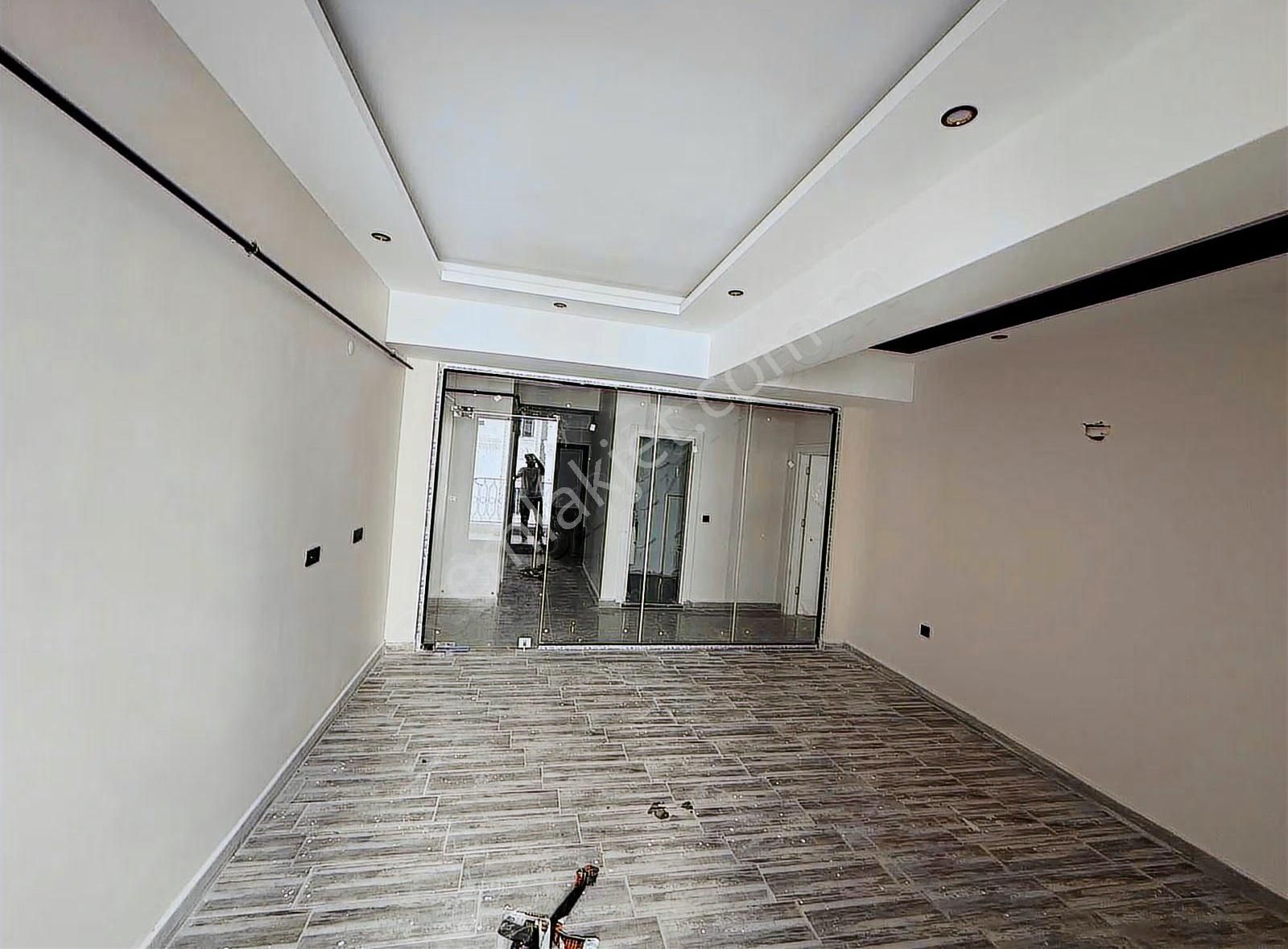 Öz Ay Emlaktan Satılık Beylerbeyi Plazda Ofis - Görsel 17