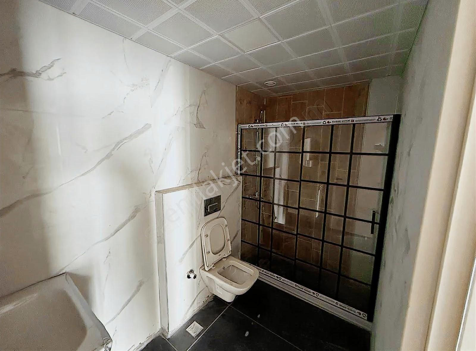 Öz Ay Emlaktan Satılık Beylerbeyi Plazda Ofis - Görsel 6