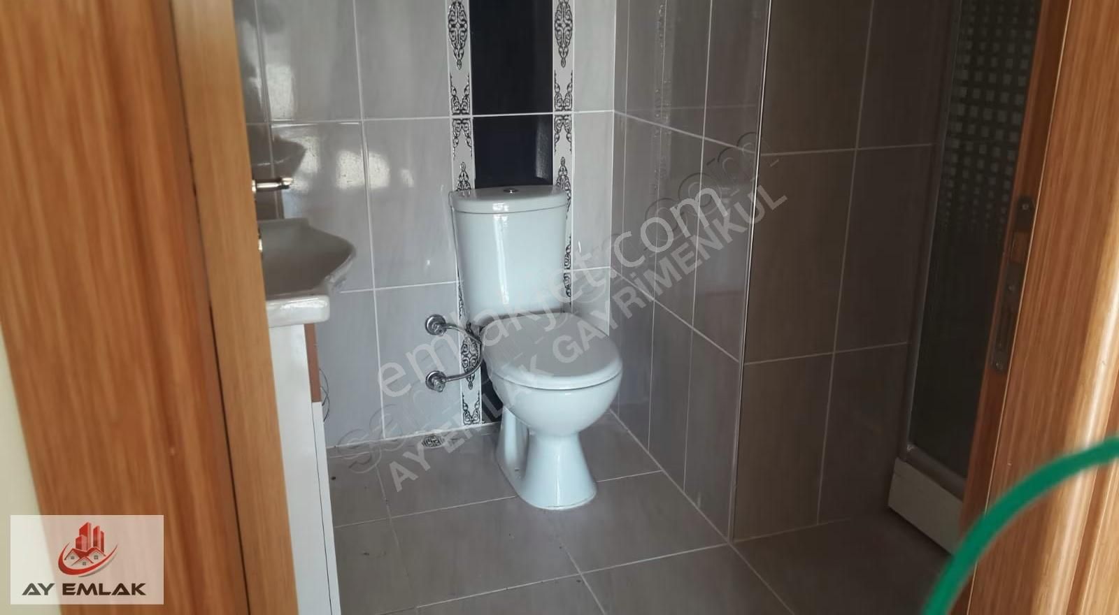 Ay Emlak'tan Armutlu İskele Mevkii Yeni Bina 2+1 Kombili Daire - Görsel 3