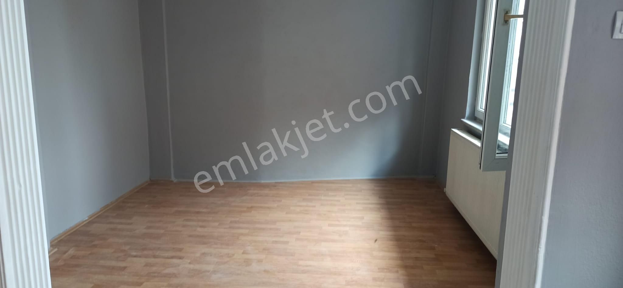 İnegöl Turgutalp Mahallesinde Merkezi Konumda Satılık Daire - Görsel 2