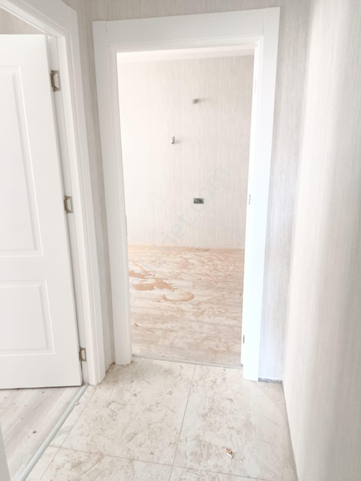 Afyon Tezcan Emlaktan Ali Çetinkayada 4+1 Lüks Geniş Daire - Görsel 30