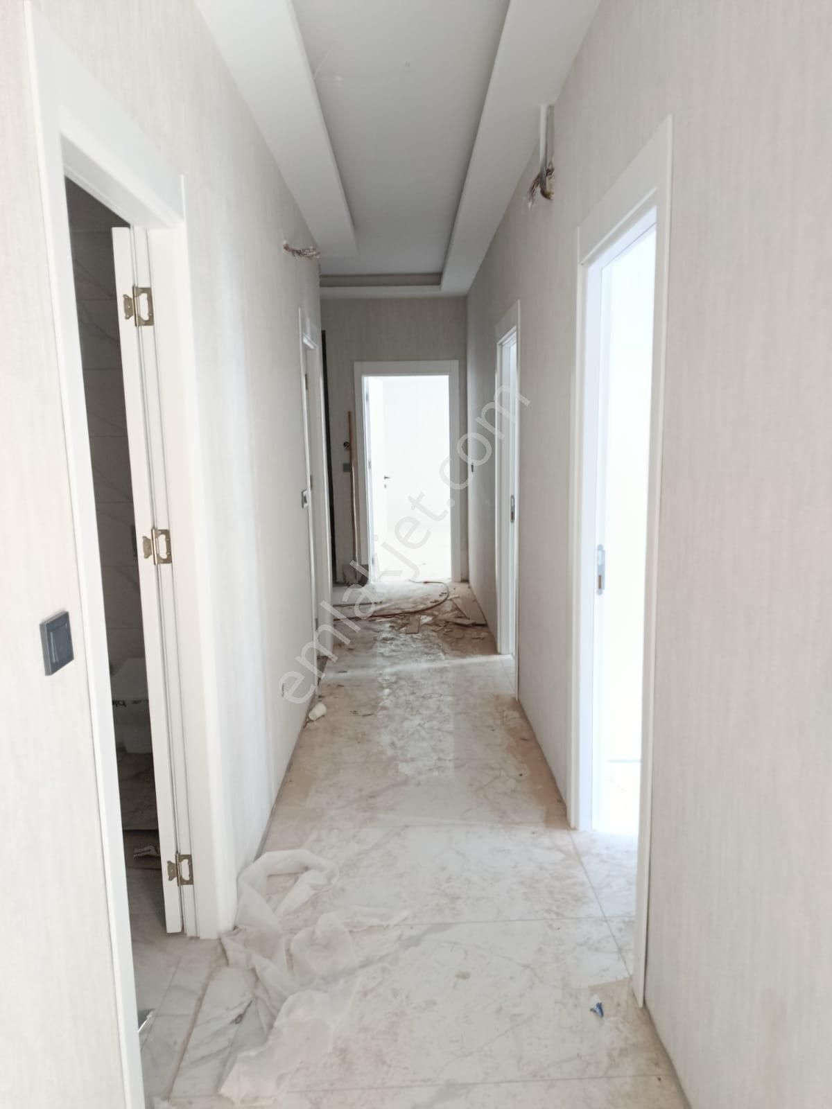 Afyon Tezcan Emlaktan Ali Çetinkayada 4+1 Lüks Geniş Daire - Görsel 26