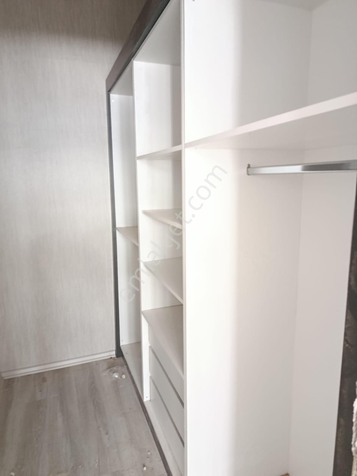 Afyon Tezcan Emlaktan Ali Çetinkayada 4+1 Lüks Geniş Daire - Görsel 12