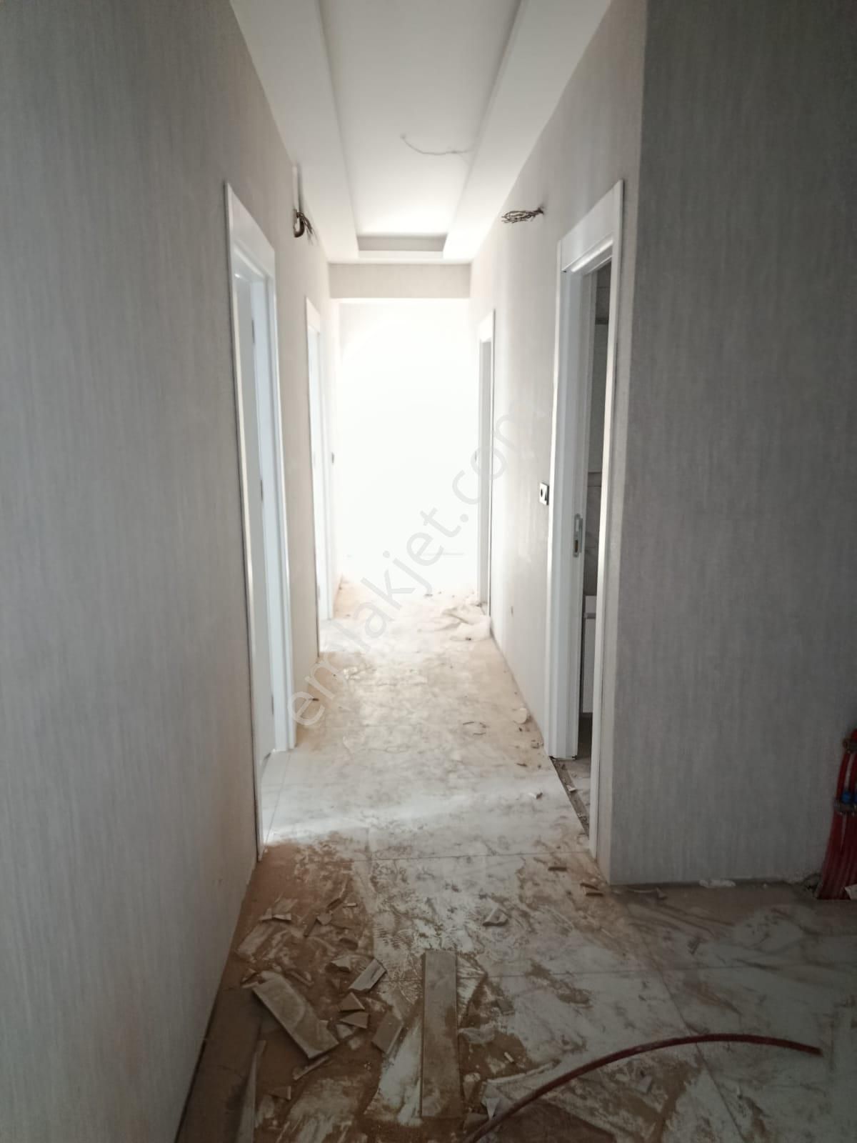 Afyon Tezcan Emlaktan Ali Çetinkayada 4+1 Lüks Geniş Daire - Görsel 23