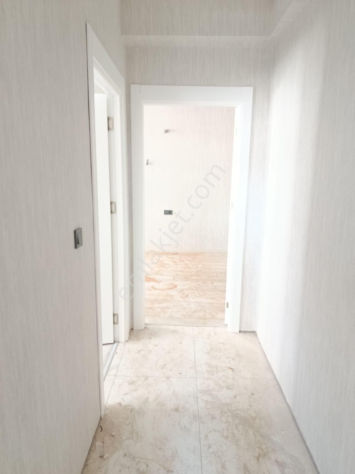 Afyon Tezcan Emlaktan Ali Çetinkayada 4+1 Lüks Geniş Daire - Görsel 33