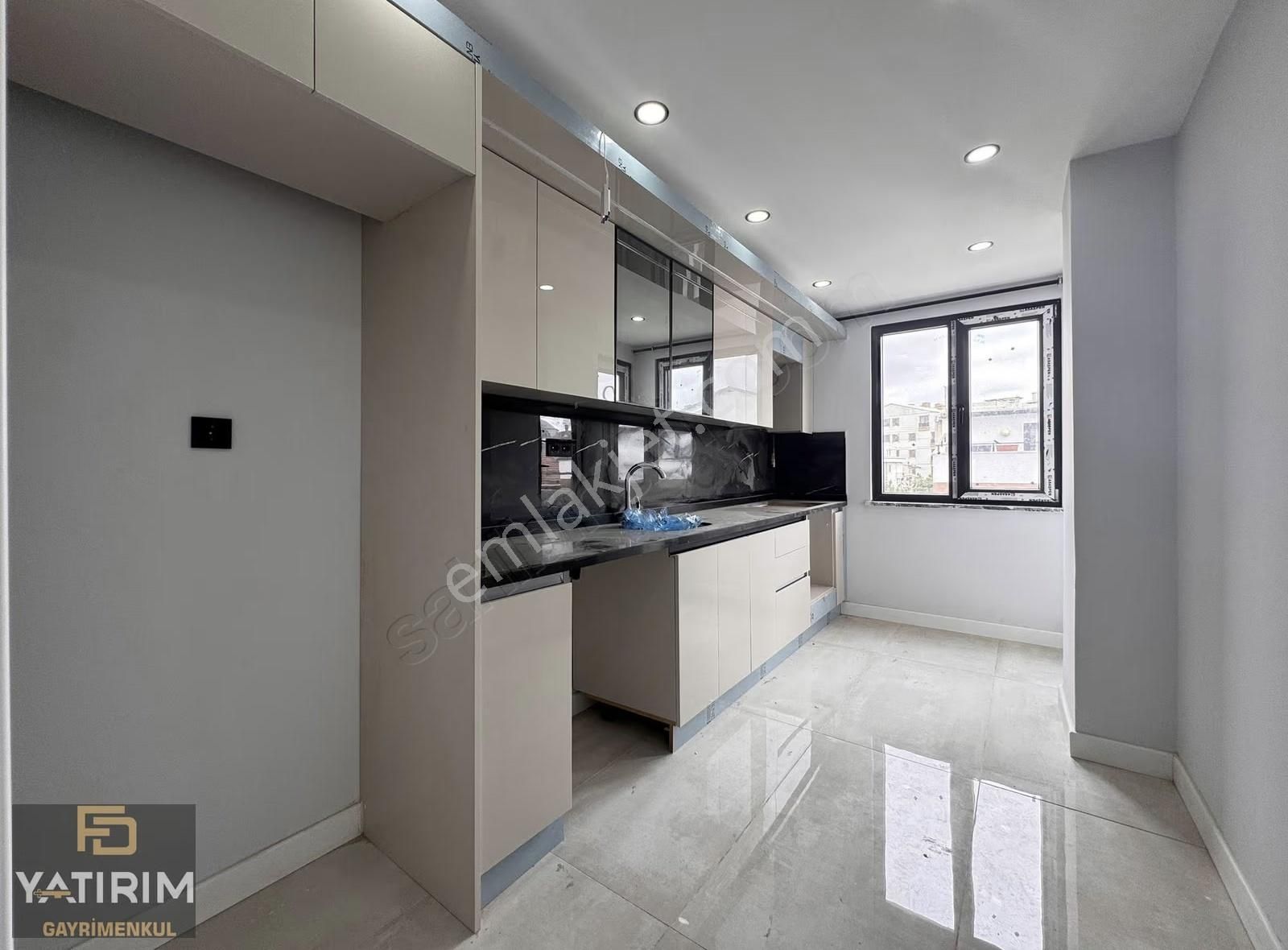 Bayramoğlu Merkez'de Asansörlü Çift Banyolu 4+1 200 M² Dubleks - Görsel 21