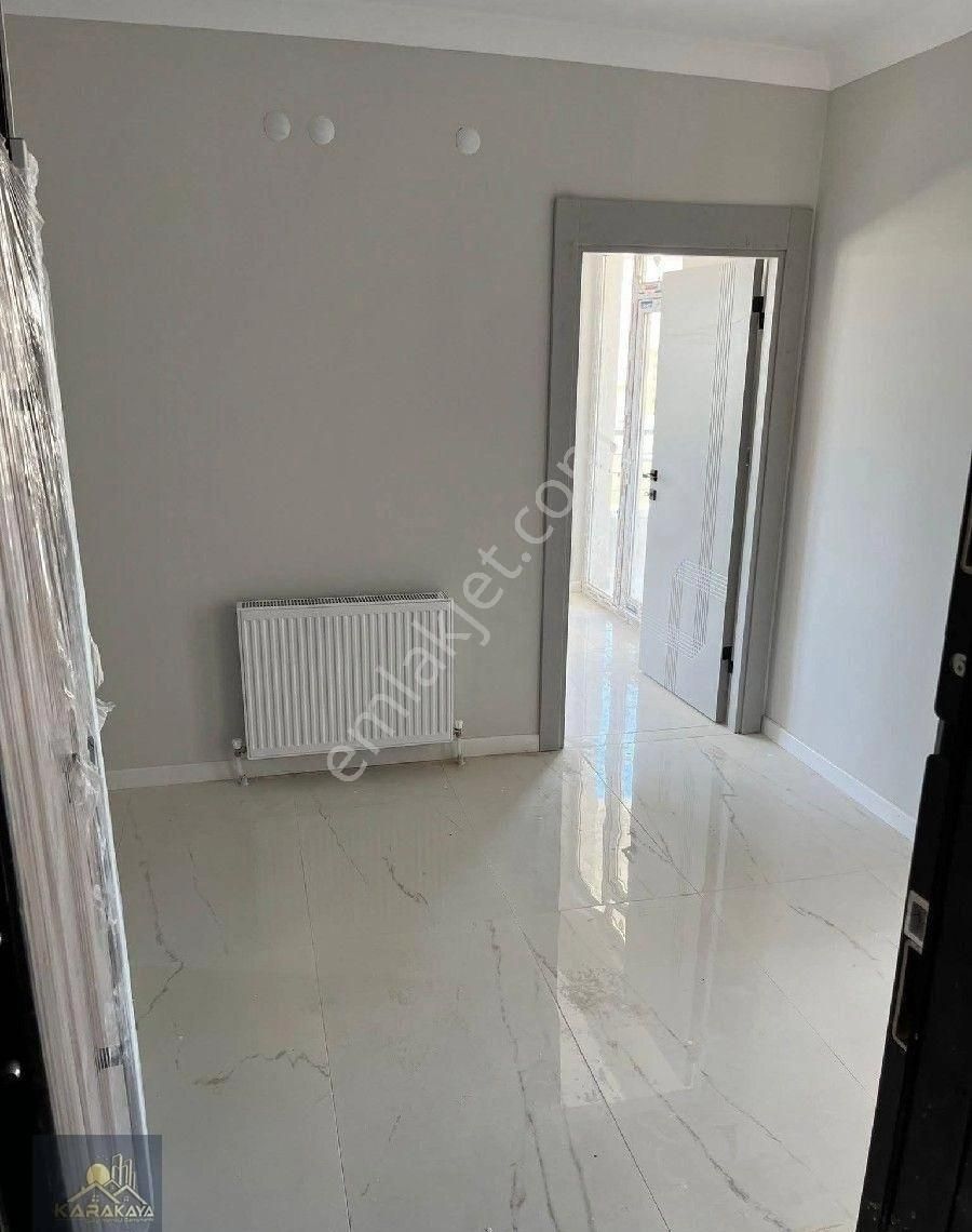 Karakaya Emlak Ofisinden Kaçmaz Sıfır Orta Kat Daire - Görsel 4