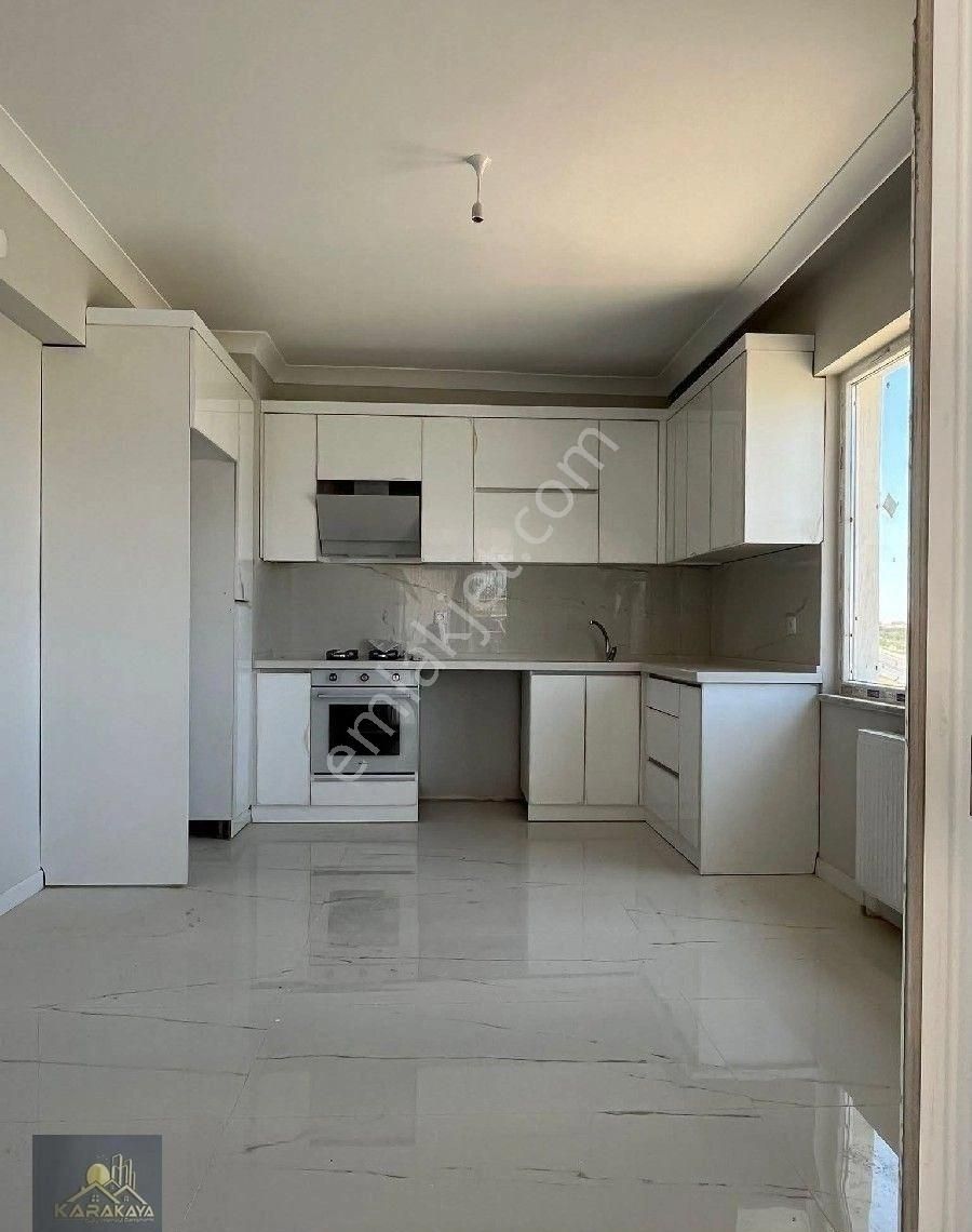Karakaya Emlak Ofisinden Kaçmaz Sıfır Orta Kat Daire - Görsel 15