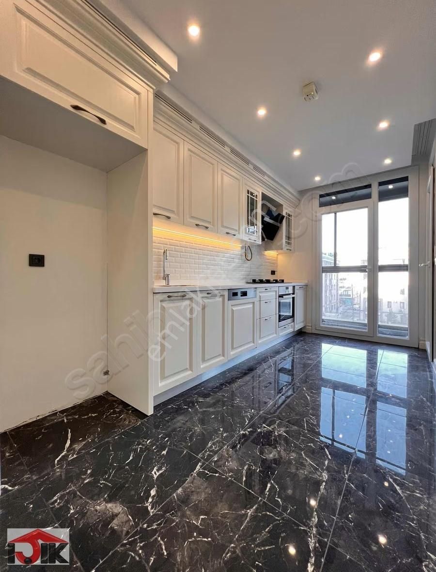 Azur Marmarada Sıfır, Özel Eklentiler Mevcut, En Büyük Tip 2+1 - Görsel 21