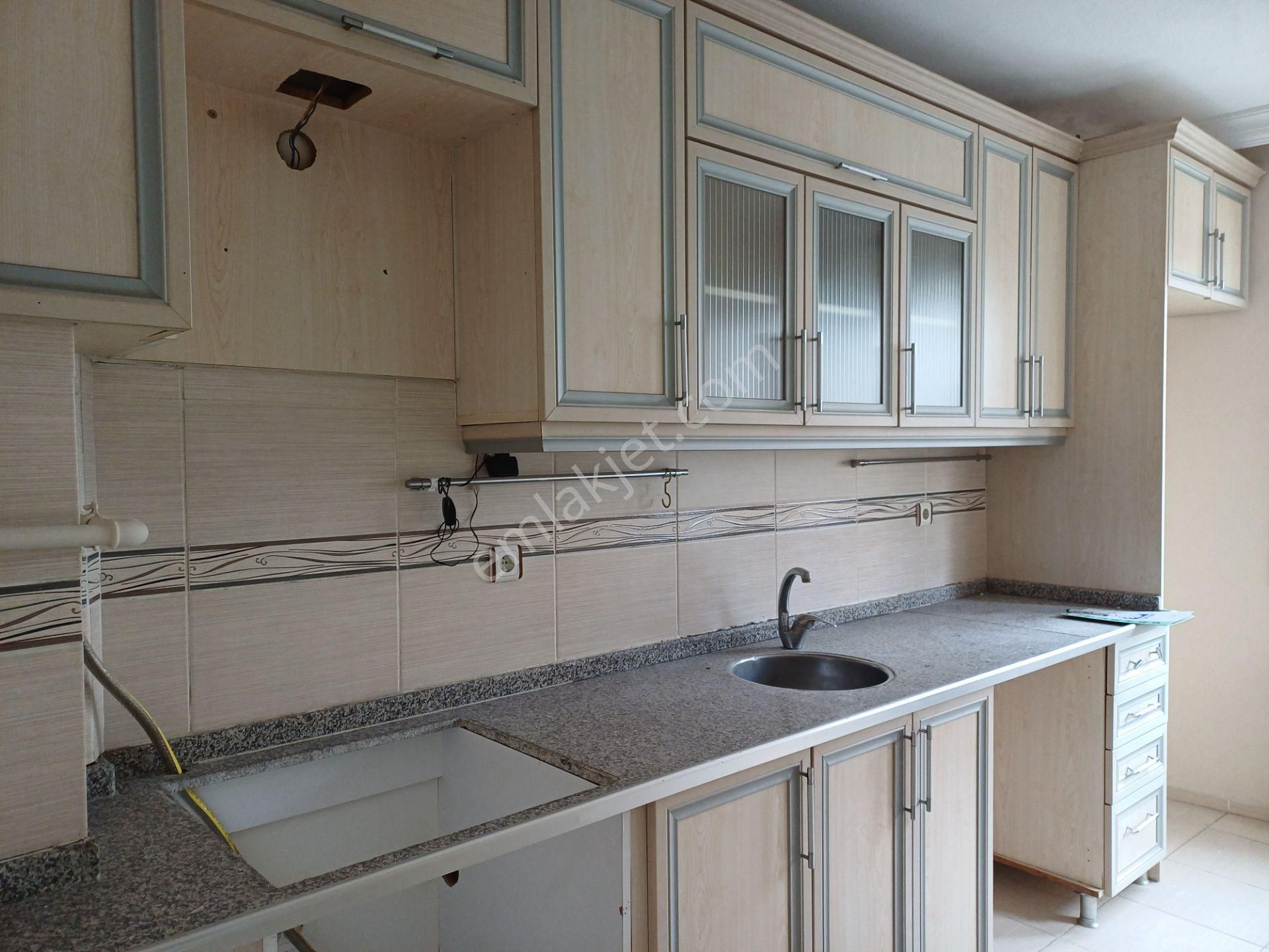 Turyap Buca'dan Atatürk Mah. Cadde Üzeri, Tadilatlı Geniş Daire - Görsel 17