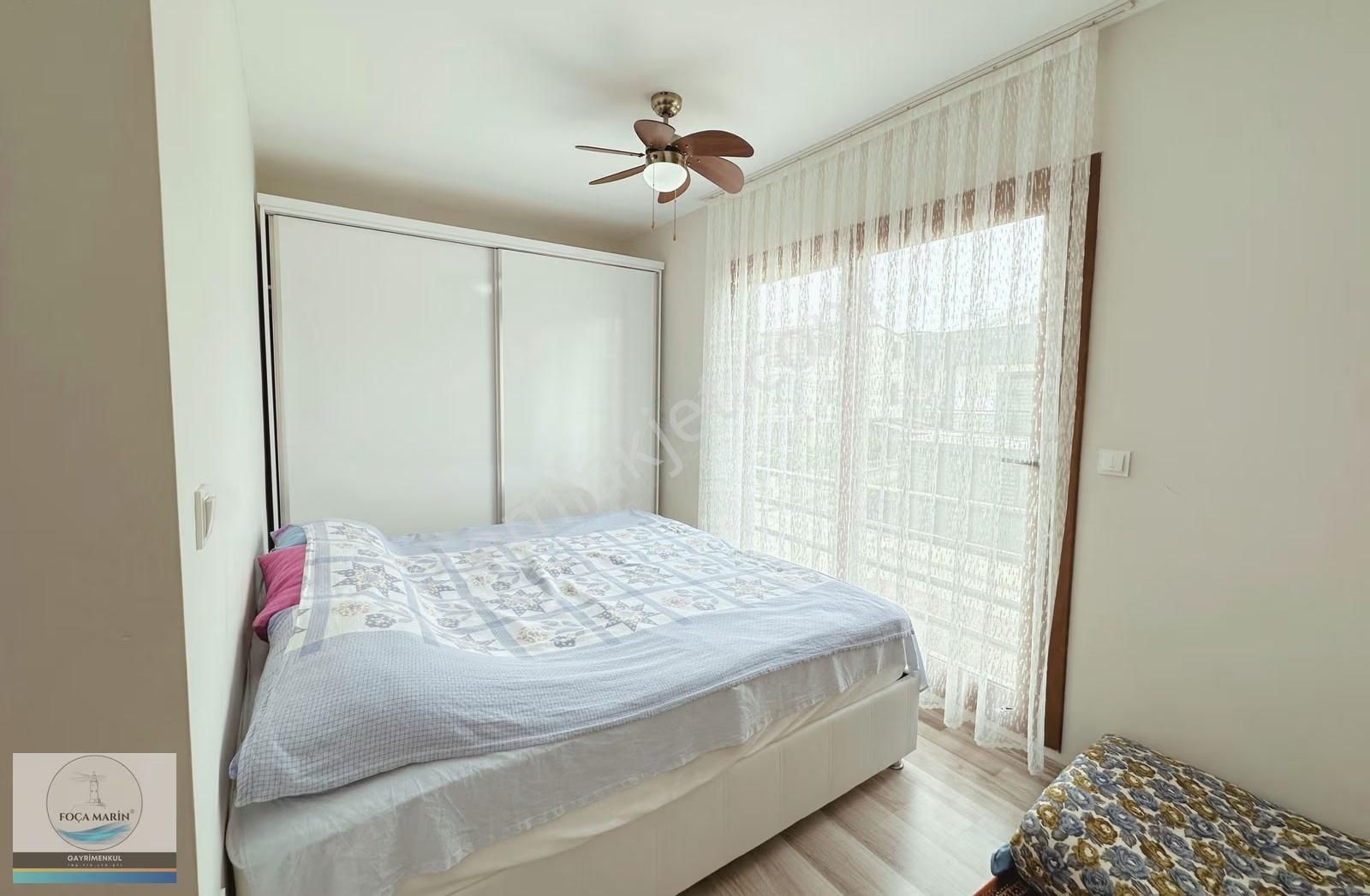 Yenifoça Burunucu'nda Denize 40 Mt. Müstakil 5+3 Tripleks Villa - Görsel 3