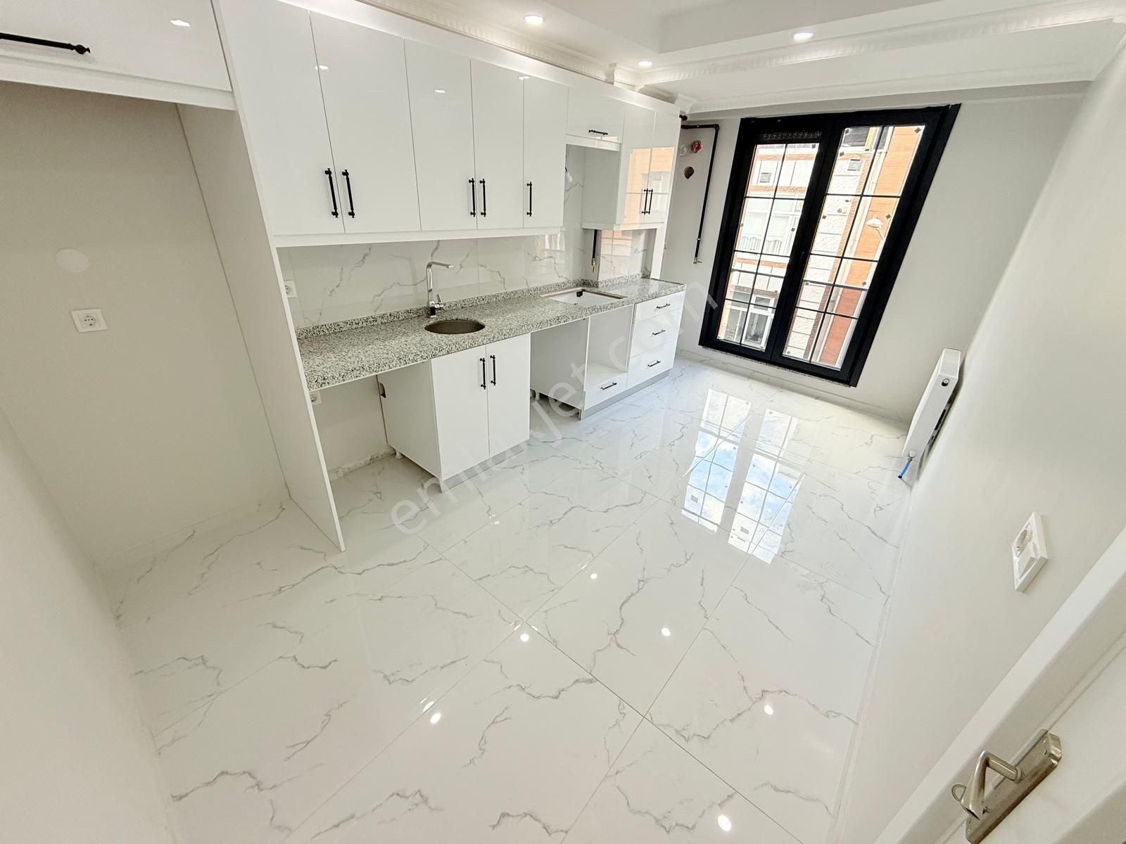 Pusula İnşaattan Cebeci Mah. Caddeye Yakın 2+1 100m2 Ara Kat - Görsel 6